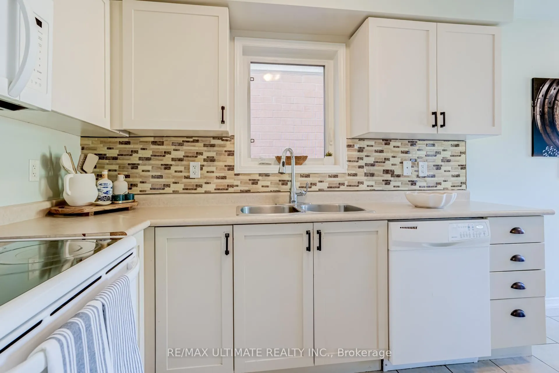 Photo 8 of 33 McCann Lane, Essa, Angus — HOMEH