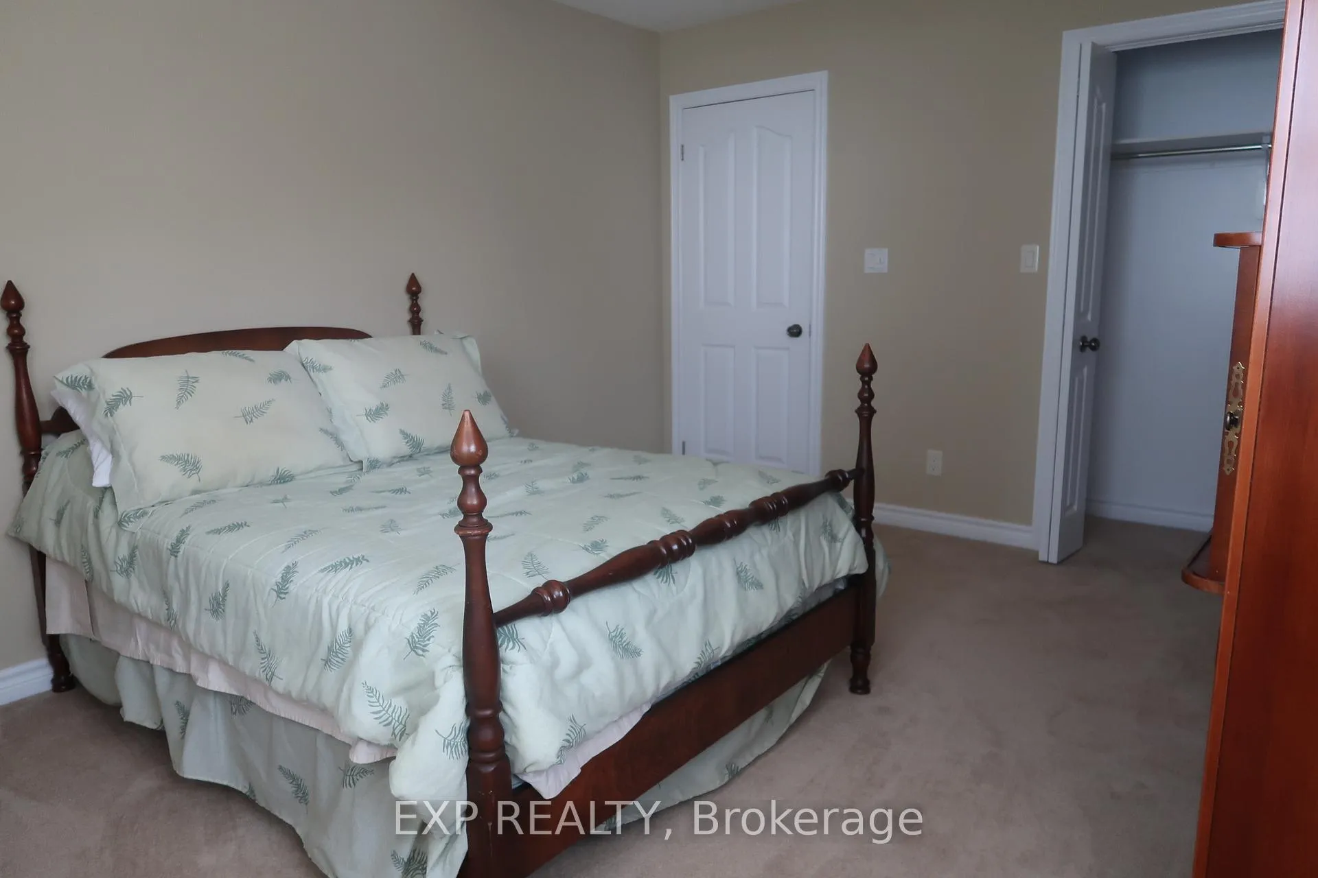 Photo 10 of 2674 Lakeshore Drive, Ramara, Brechin — HOMEH