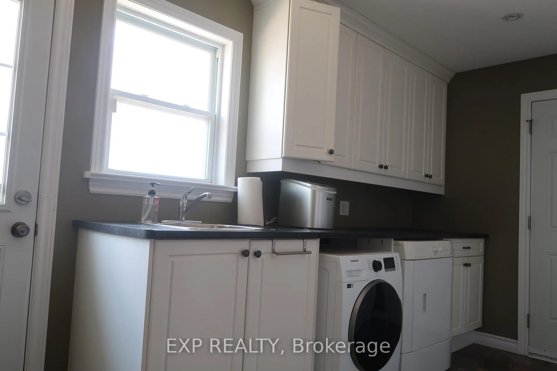 Photo 17 of 2674 Lakeshore Drive, Ramara, Brechin — HOMEH