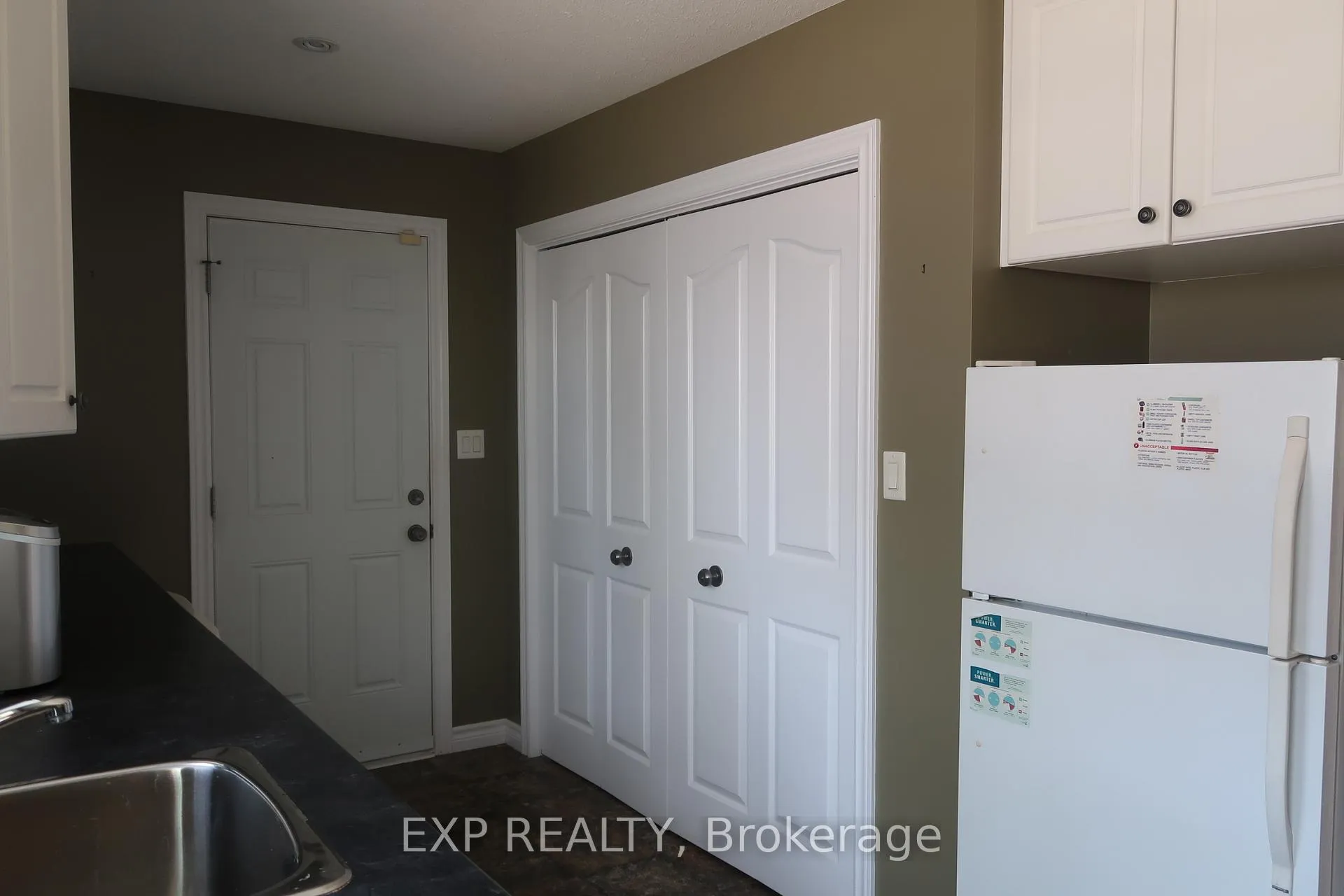 Photo 18 of 2674 Lakeshore Drive, Ramara, Brechin — HOMEH