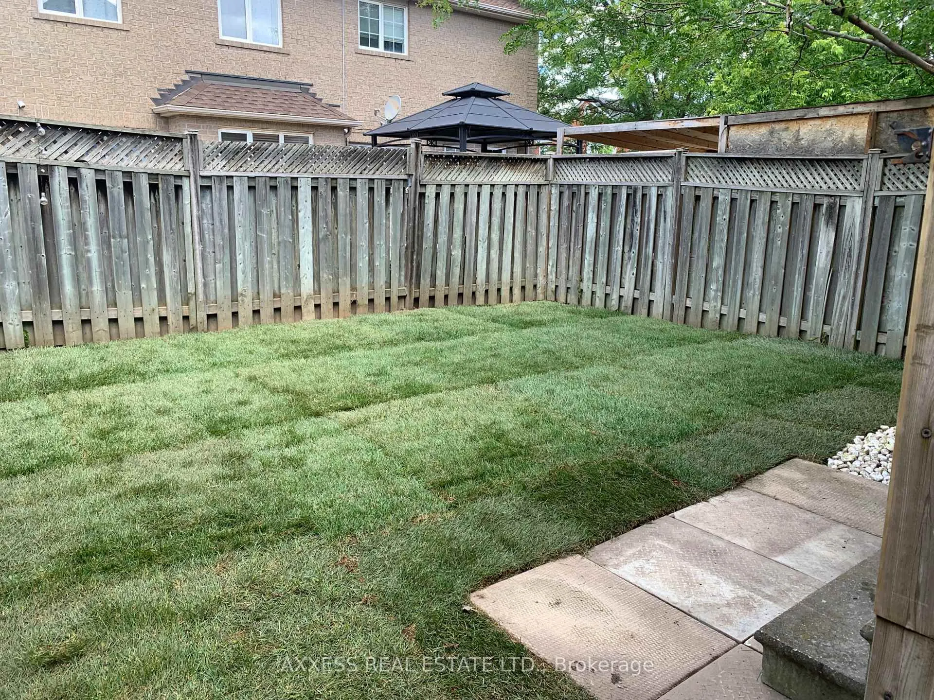 Photo 13 of 18 Weatherell Drive, Brampton, Fletcher's Meadow — HOMEH