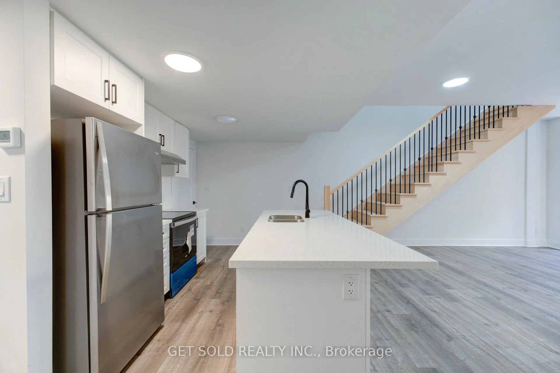 Photo 7 of Unit 4, 6701 Thorold Stone Road, Niagara Falls, Stamford — HOMEH