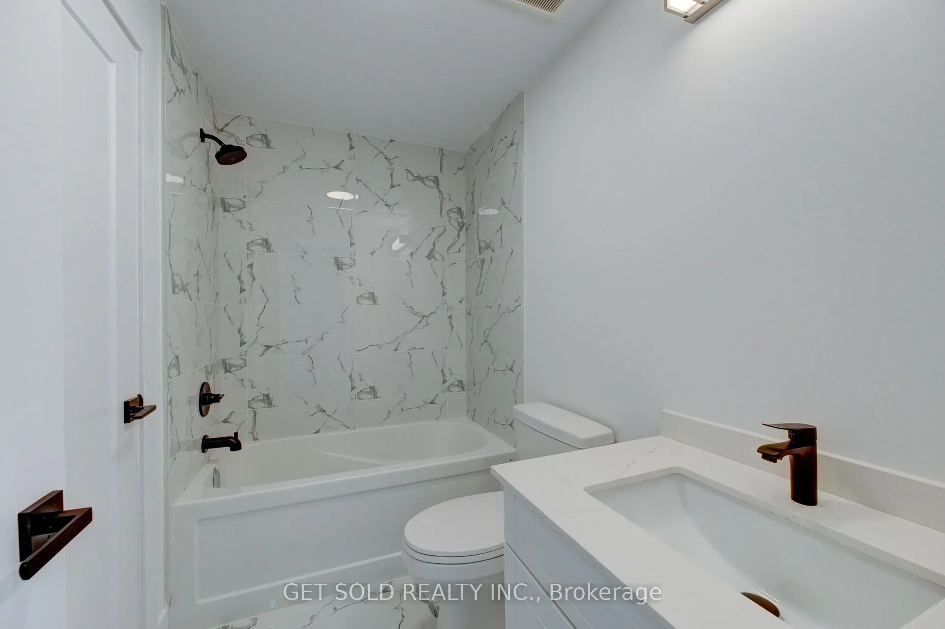 Photo 13 of Unit 4, 6701 Thorold Stone Road, Niagara Falls, Stamford — HOMEH
