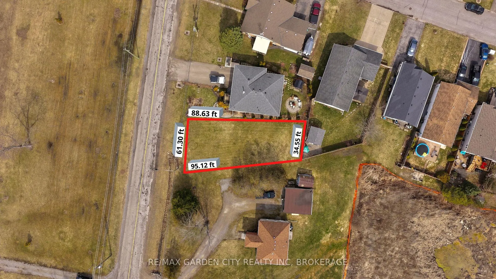Photo 9 of 156 Kingsway, Welland, Dain City — HOMEH