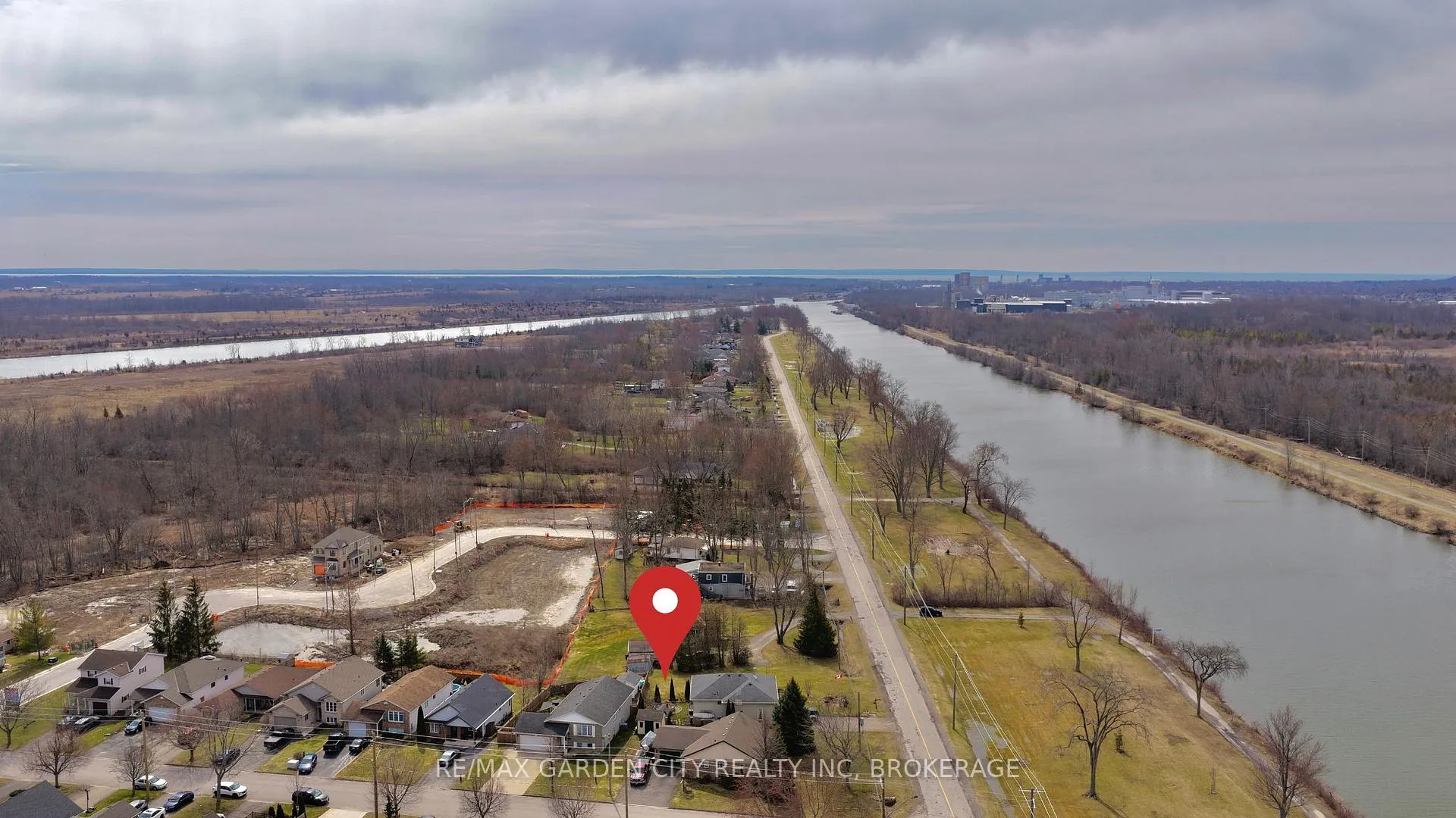 Photo 14 of 156 Kingsway, Welland, Dain City — HOMEH