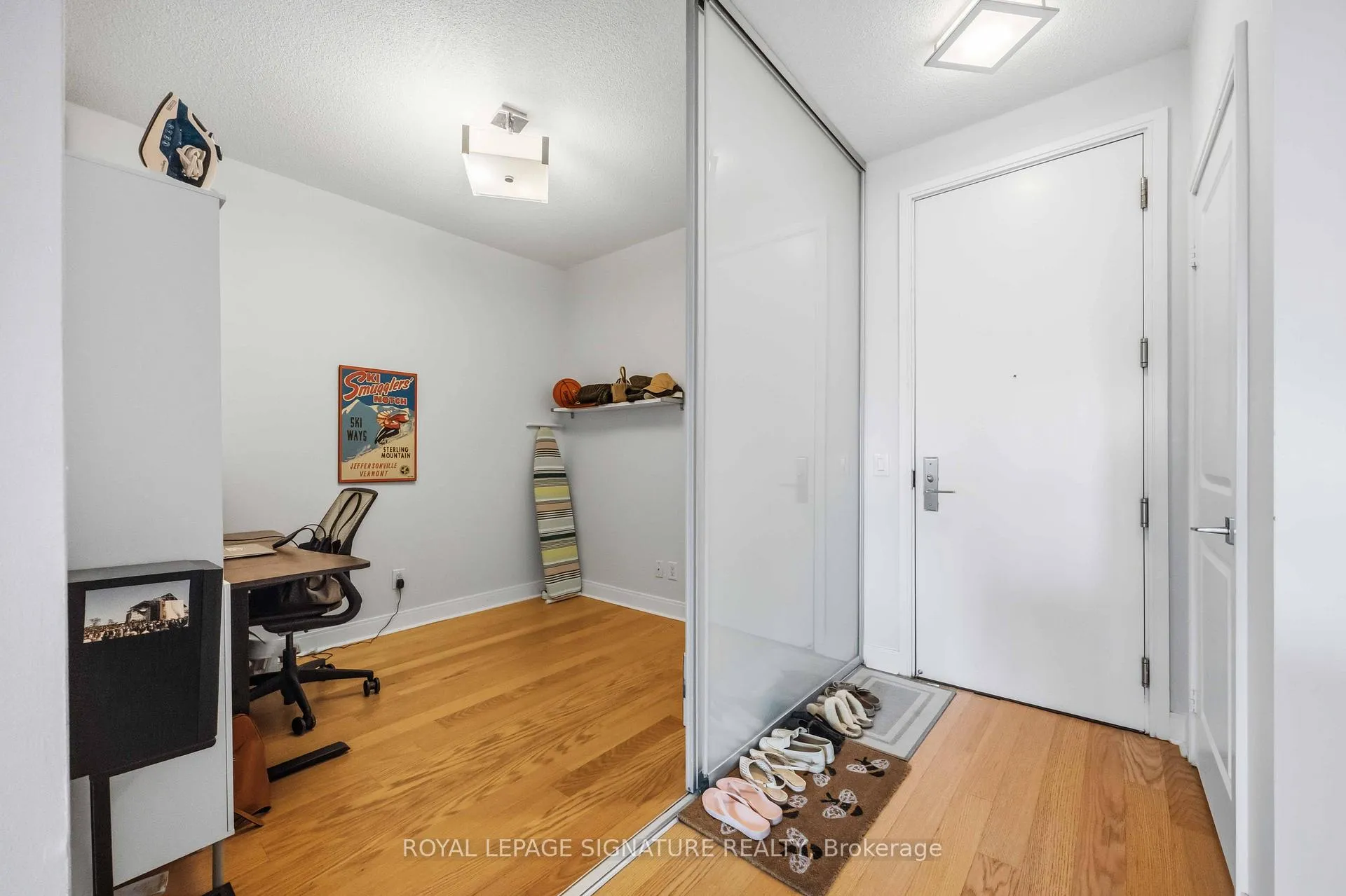 Photo 8 of Unit 1409, 38 The Esplanade, Toronto, Waterfront Communities — HOMEH
