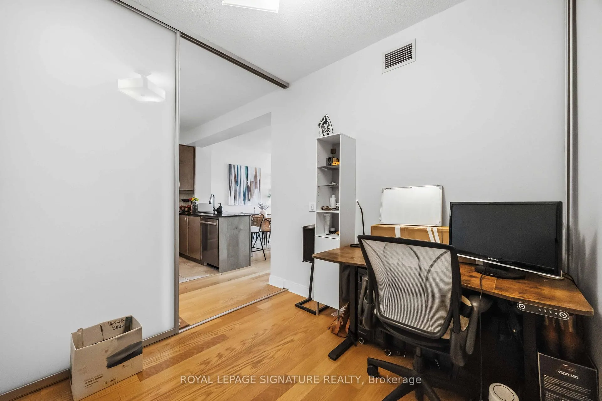 Photo 10 of Unit 1409, 38 The Esplanade, Toronto, Waterfront Communities — HOMEH