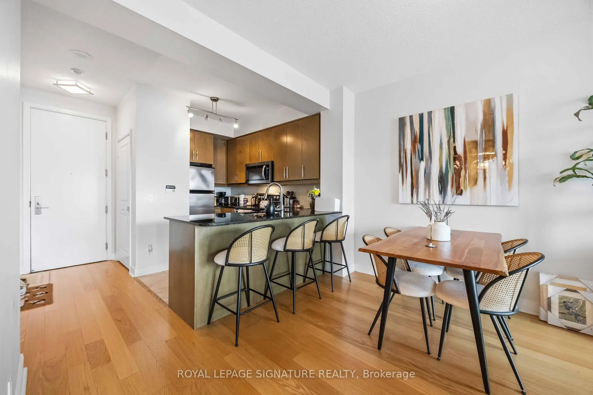 Photo 15 of Unit 1409, 38 The Esplanade, Toronto, Waterfront Communities — HOMEH