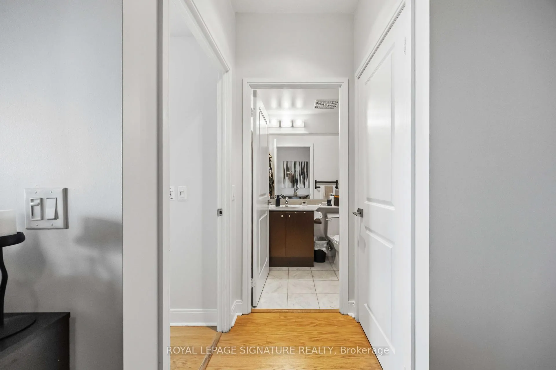 Photo 22 of Unit 1409, 38 The Esplanade, Toronto, Waterfront Communities — HOMEH