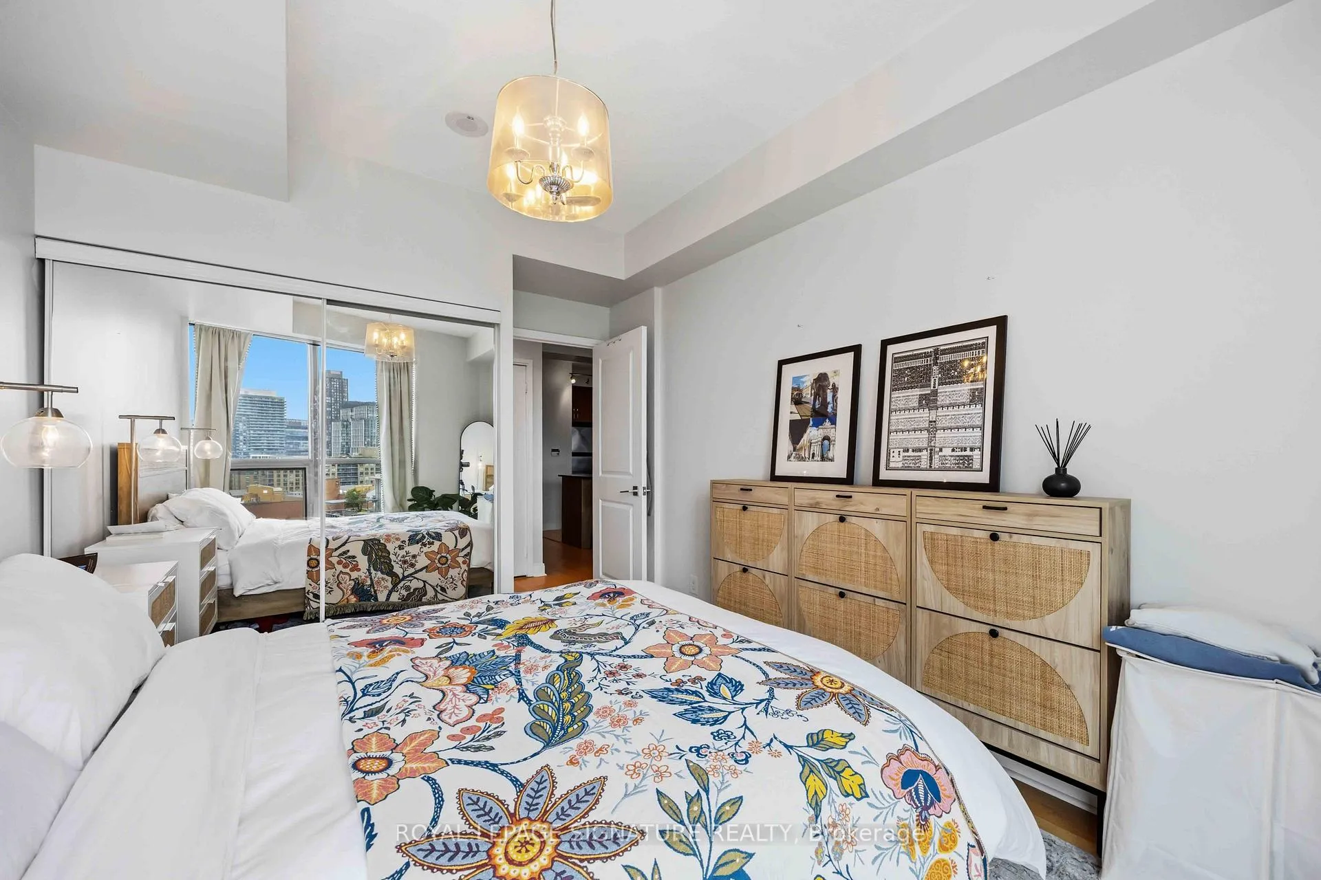 Photo 24 of Unit 1409, 38 The Esplanade, Toronto, Waterfront Communities — HOMEH