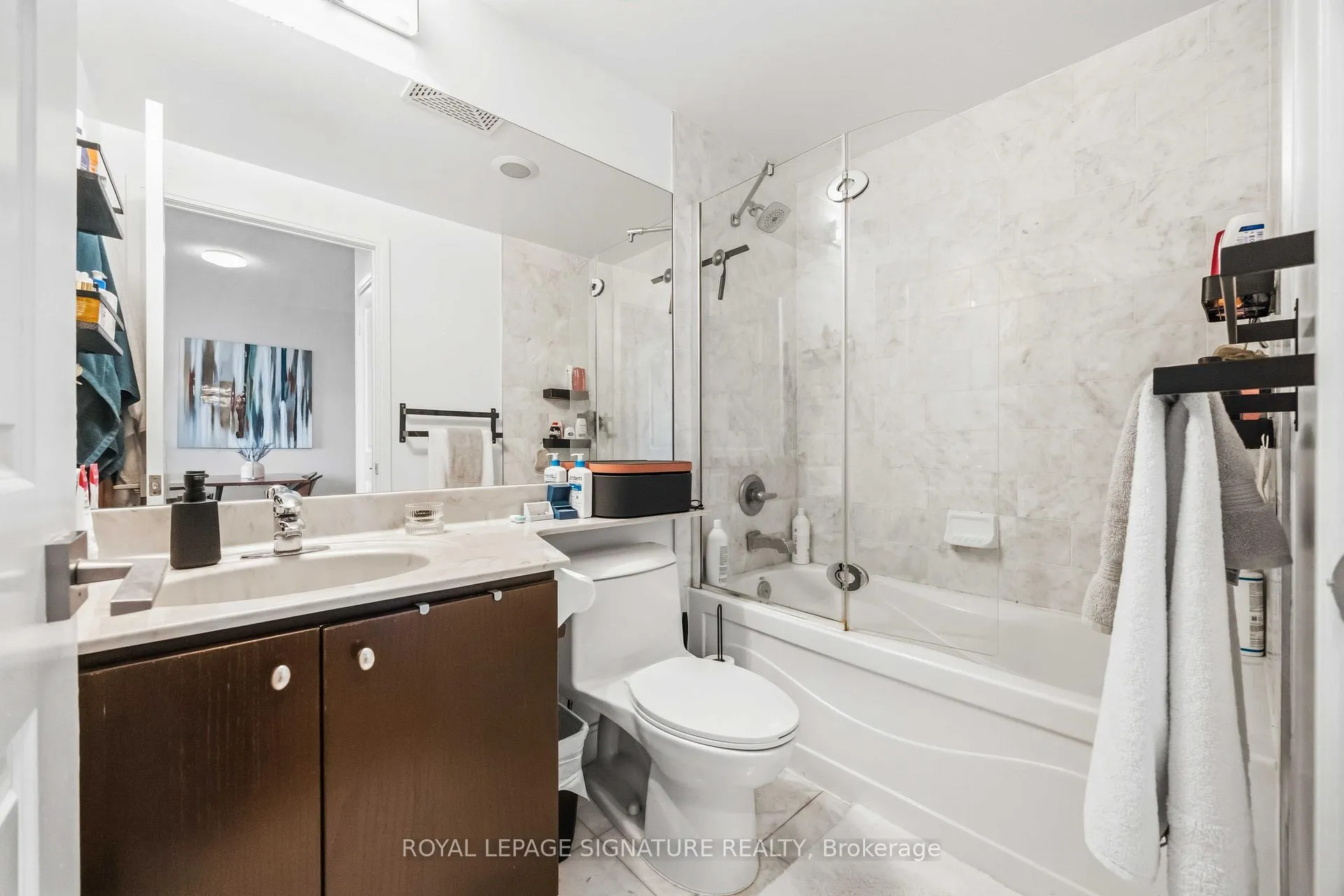 Photo 25 of Unit 1409, 38 The Esplanade, Toronto, Waterfront Communities — HOMEH