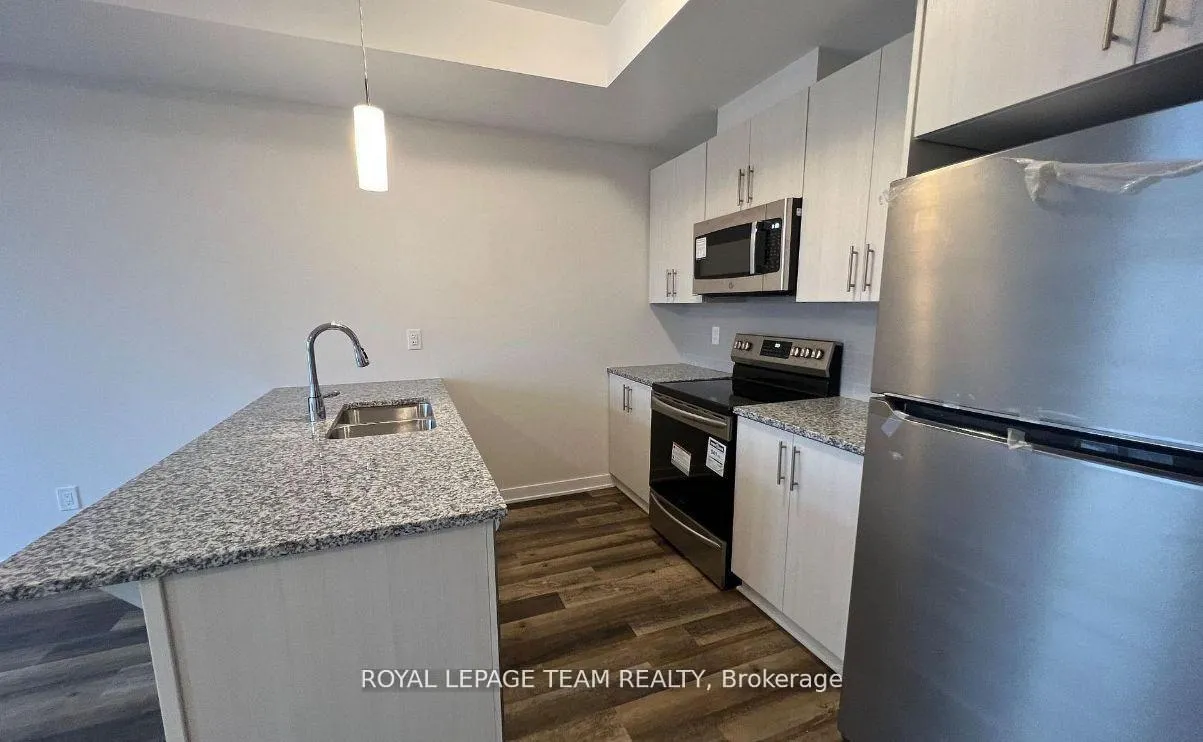 Photo 9 of 204 Tussock Private, Ottawa, Blossom Park/Kemp Park/Findlay Creek — HOMEH