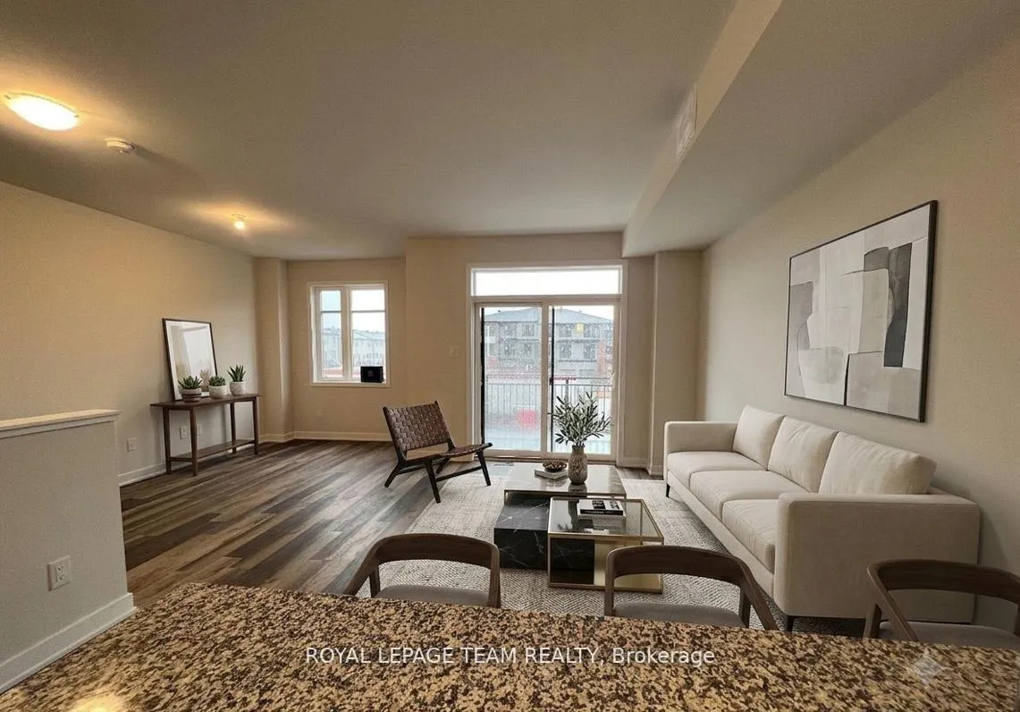 Photo 11 of 204 Tussock Private, Ottawa, Blossom Park/Kemp Park/Findlay Creek — HOMEH