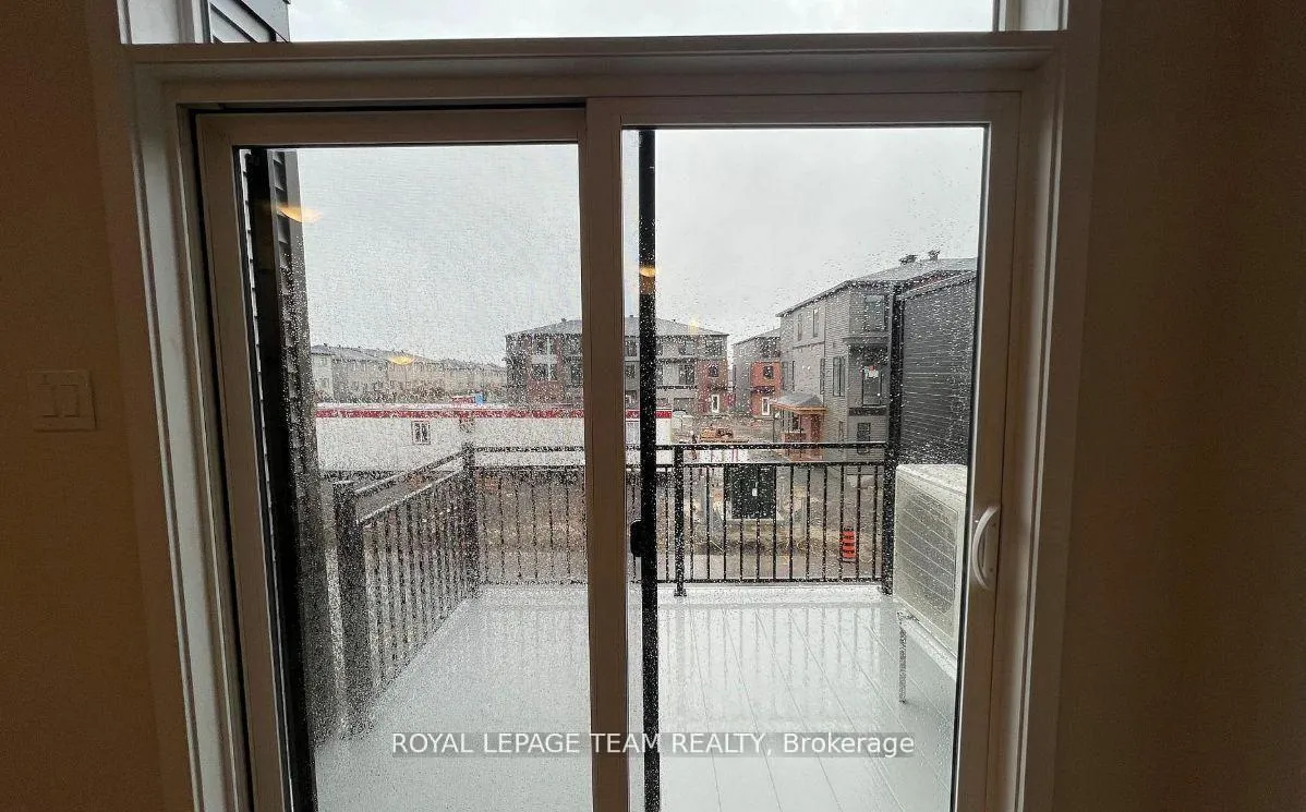 Photo 12 of 204 Tussock Private, Ottawa, Blossom Park/Kemp Park/Findlay Creek — HOMEH