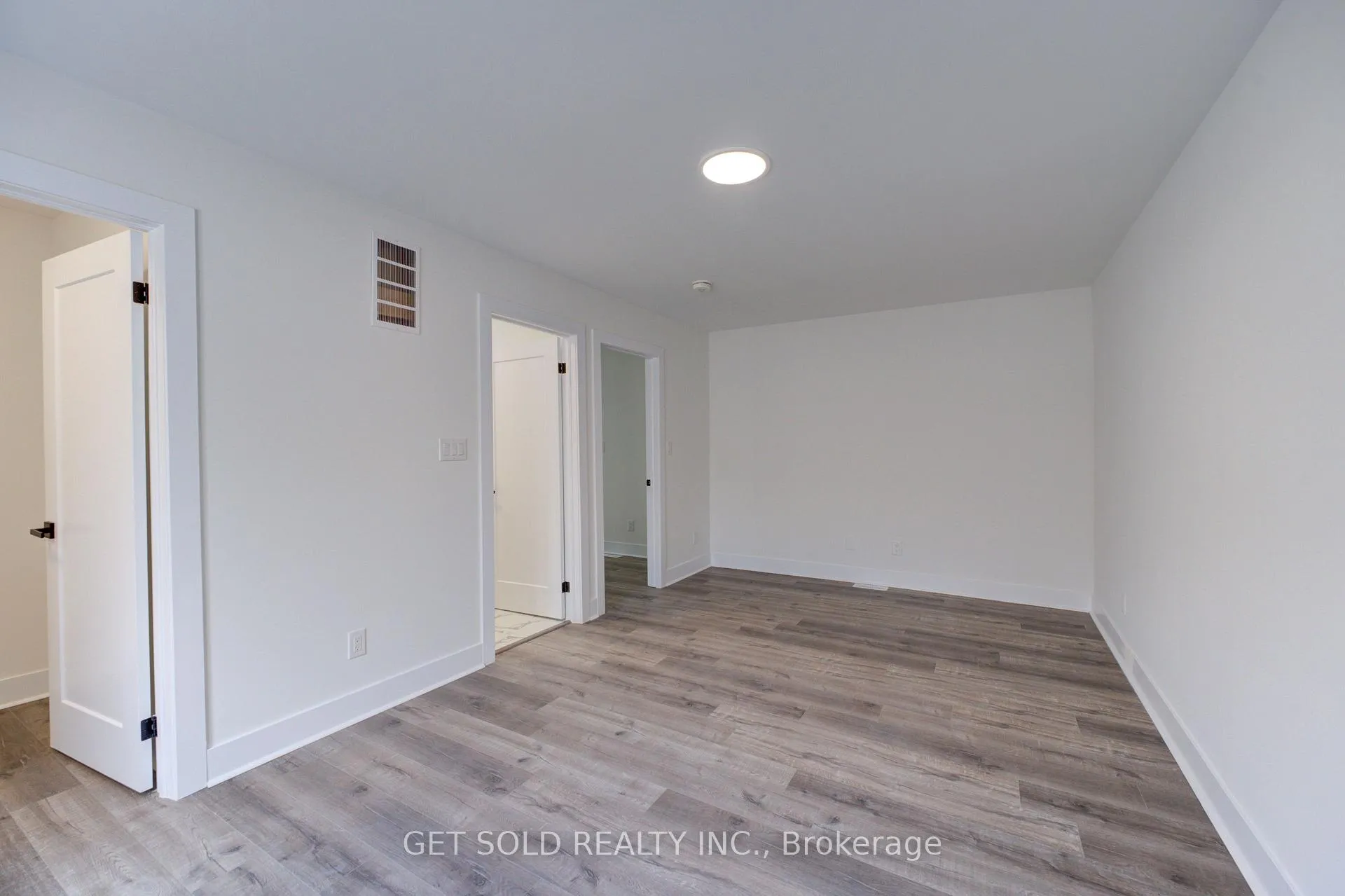 Photo 17 of Unit 12, 6701 Thorold Stone Road, Niagara Falls, Stamford — HOMEH