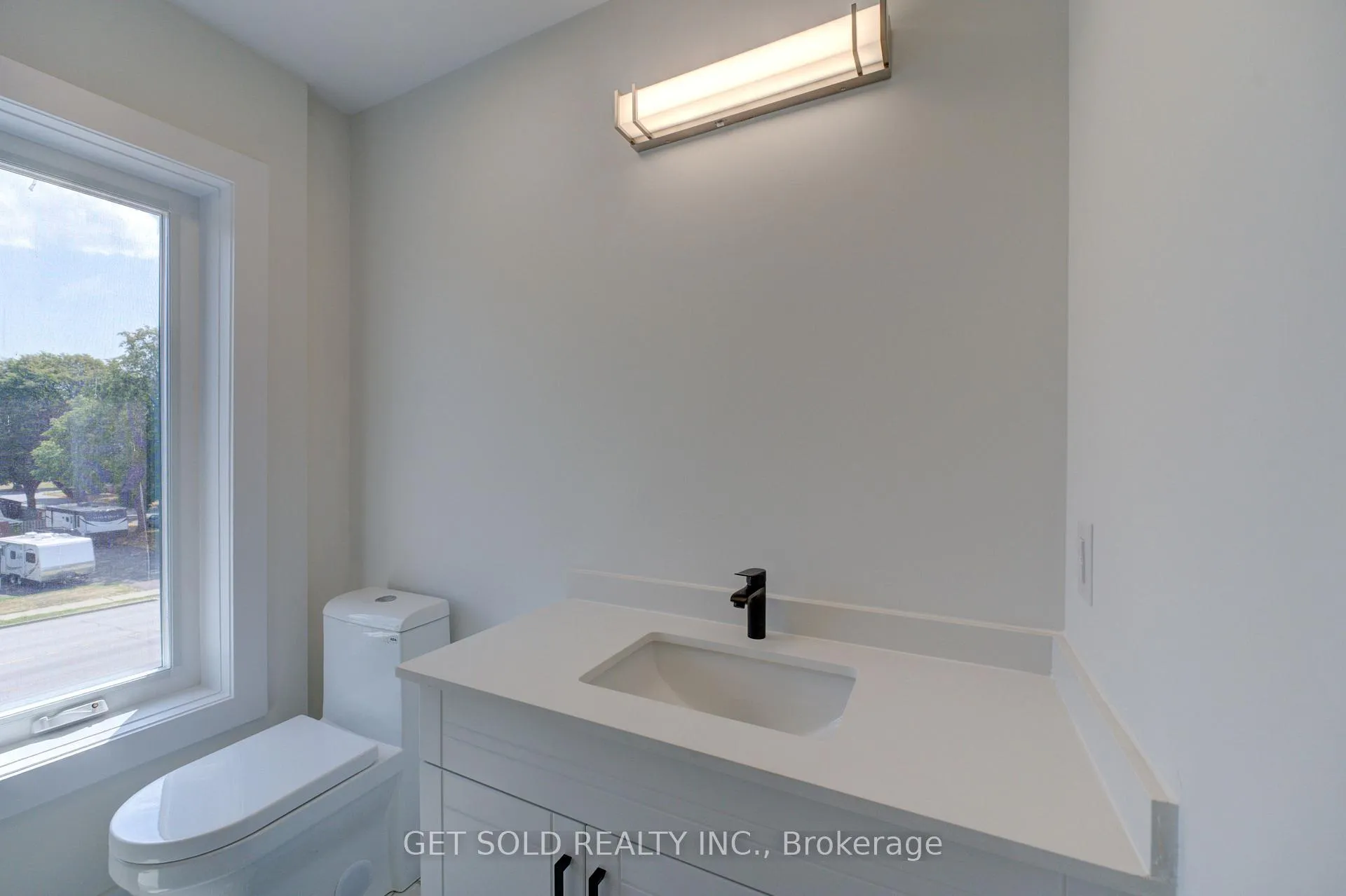 Photo 24 of Unit 12, 6701 Thorold Stone Road, Niagara Falls, Stamford — HOMEH
