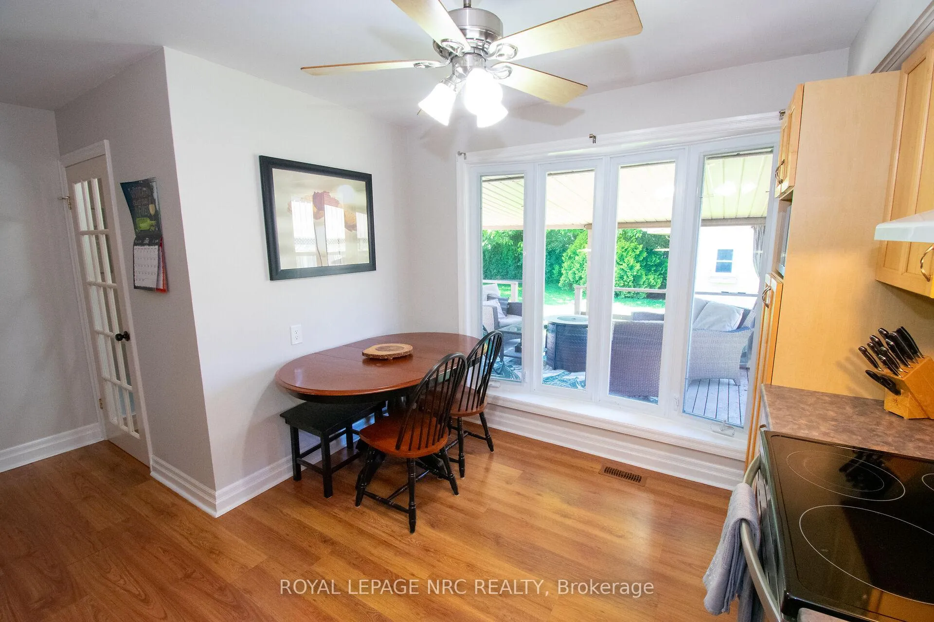 Photo 8 of 38 Carriage Road, St. Catharines, Secord Woods — HOMEH
