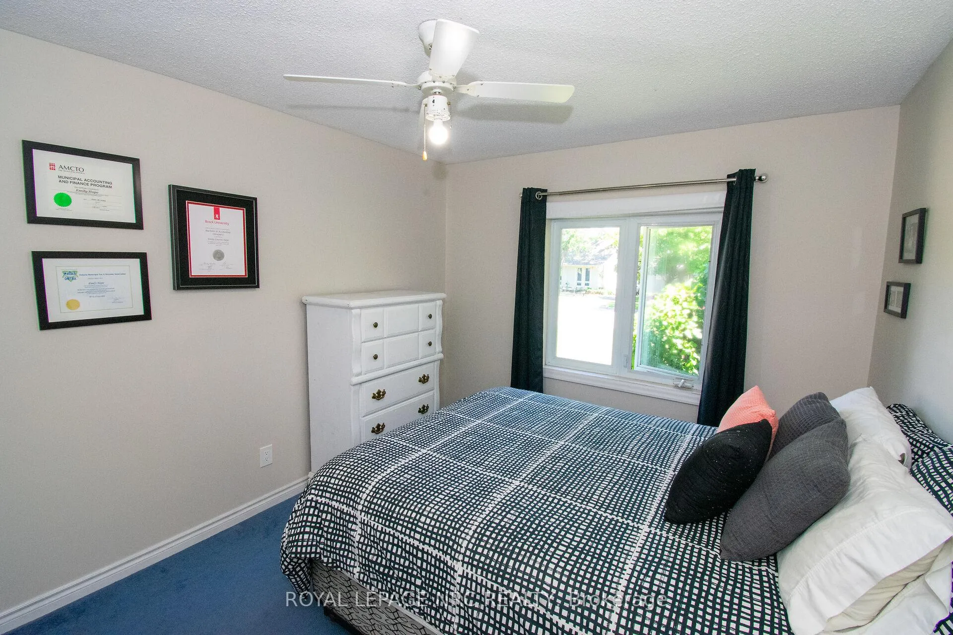 Photo 13 of 38 Carriage Road, St. Catharines, Secord Woods — HOMEH