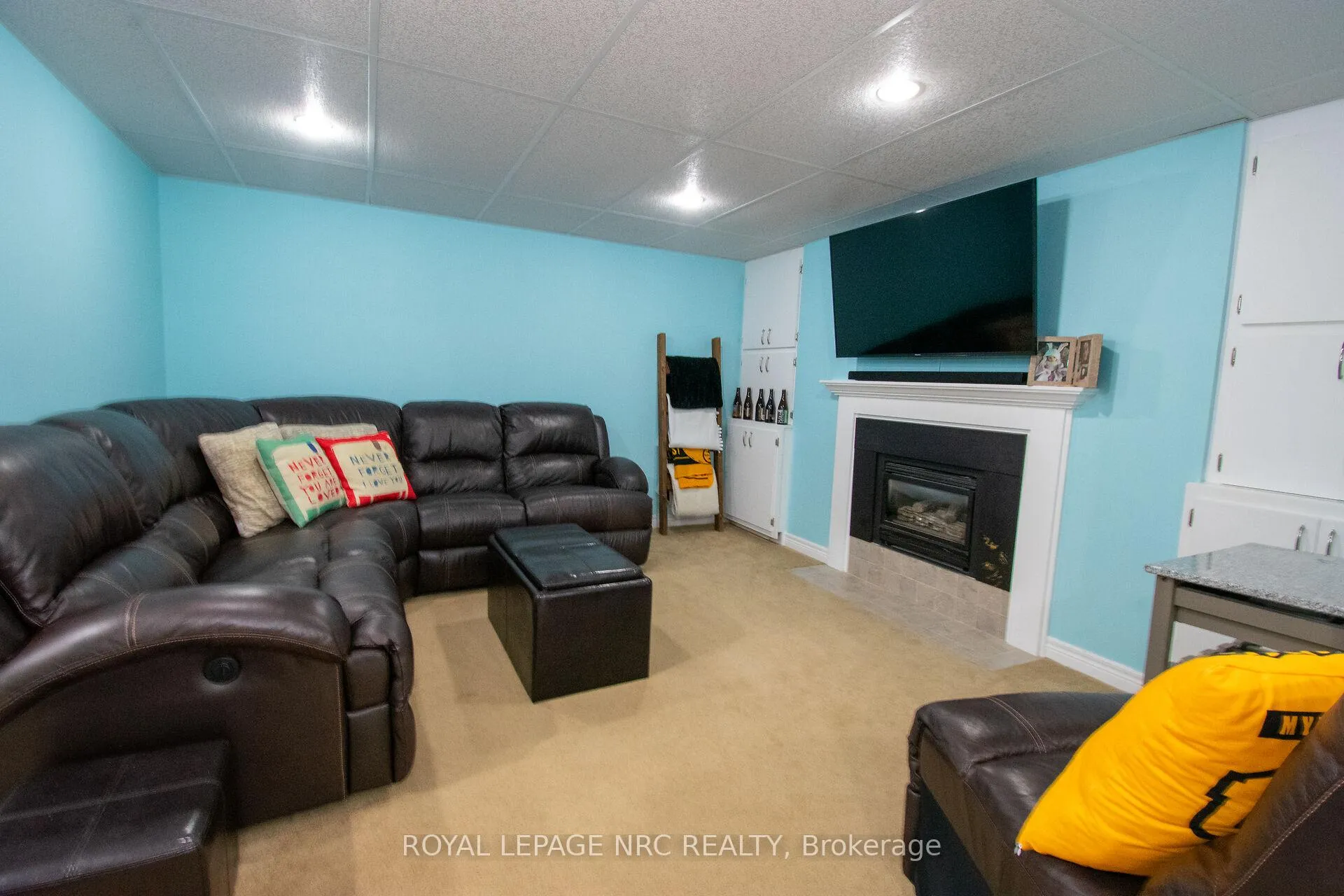 Photo 22 of 38 Carriage Road, St. Catharines, Secord Woods — HOMEH