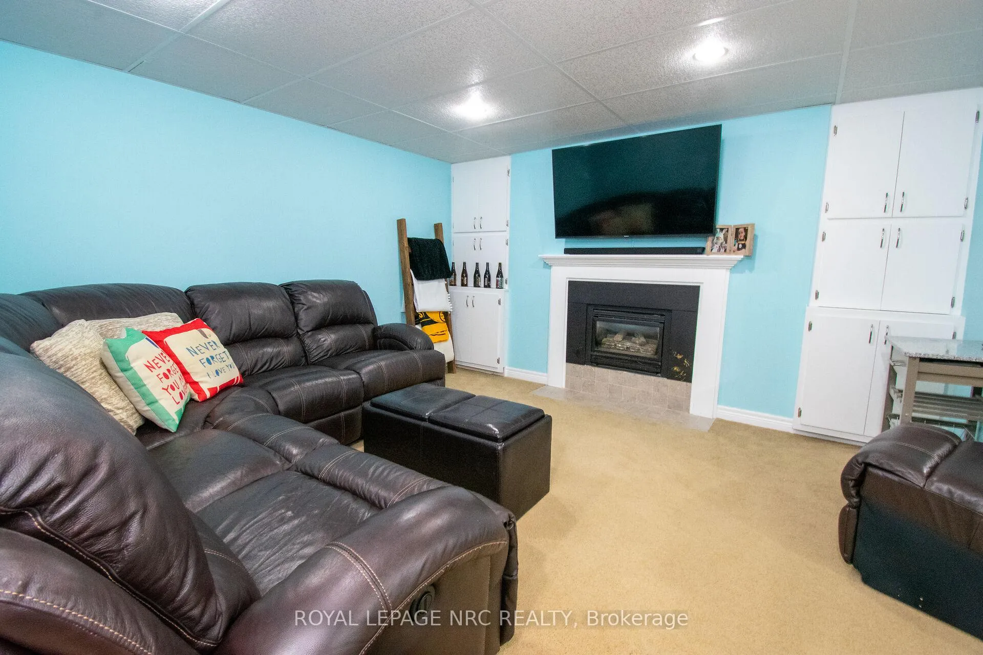 Photo 23 of 38 Carriage Road, St. Catharines, Secord Woods — HOMEH