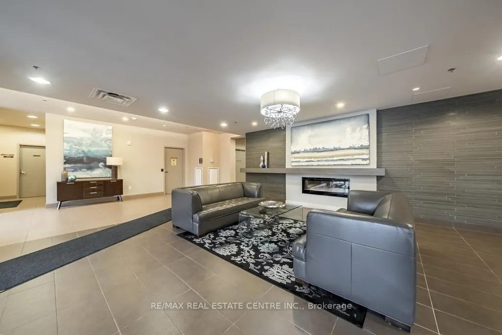 Photo 7 of Unit 502, 90 Charlton Avenue W, Hamilton, Durand — HOMEH
