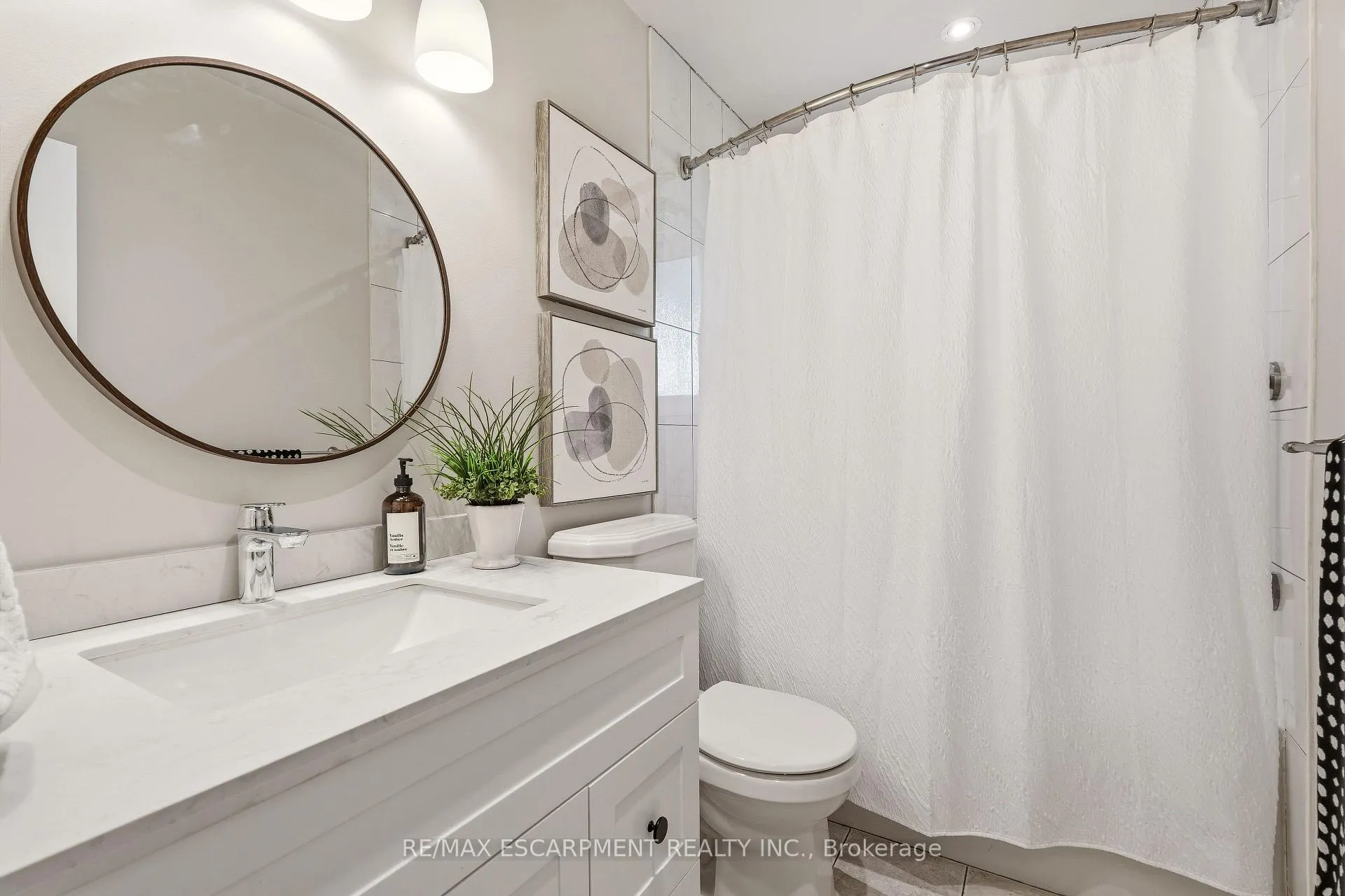 Photo 20 of 99 Byron Avenue, Hamilton, Stoney Creek Mountain — HOMEH