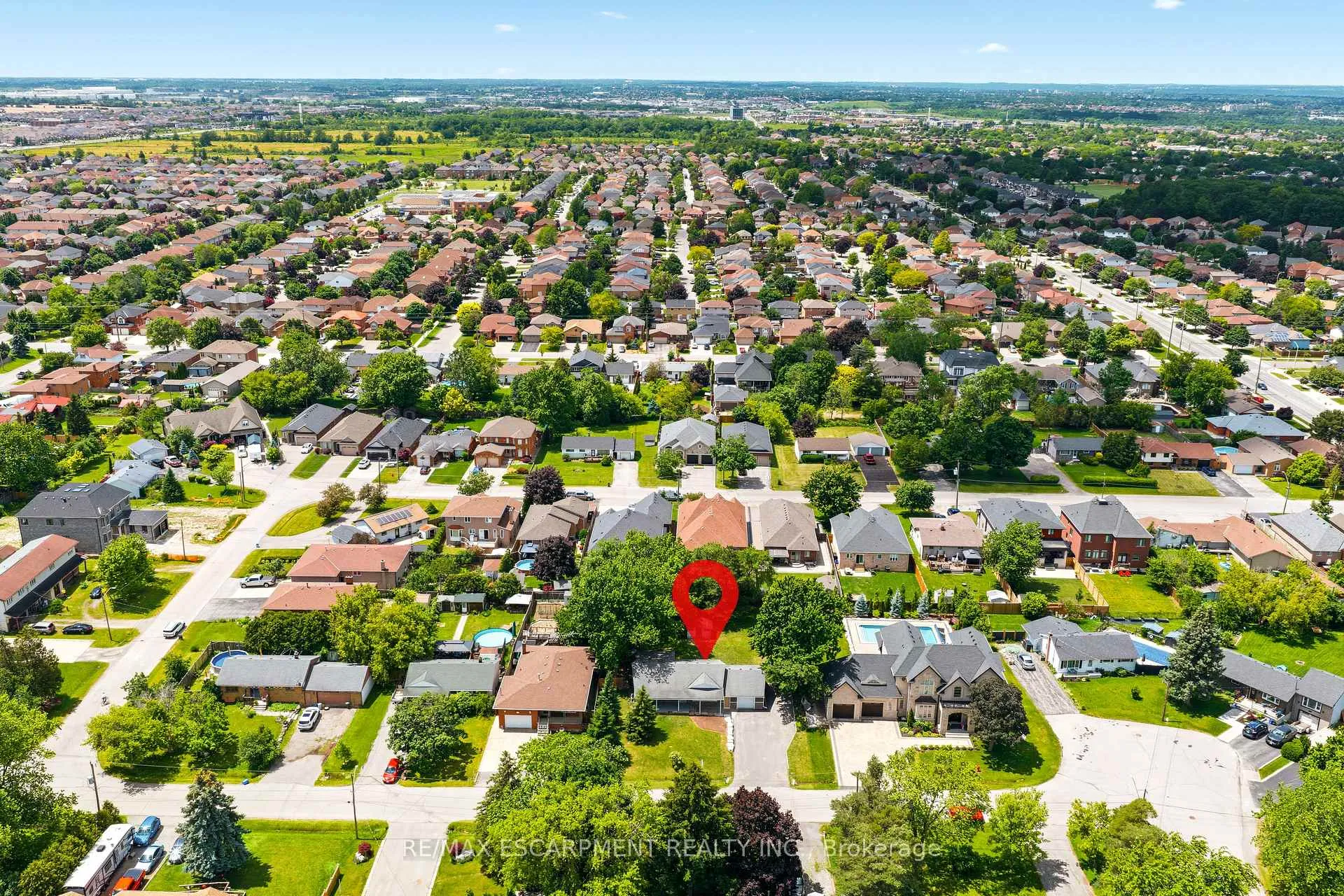 Photo 38 of 99 Byron Avenue, Hamilton, Stoney Creek Mountain — HOMEH