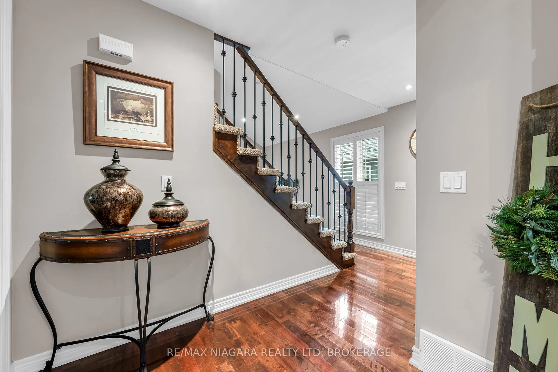 Photo 17 of 30 Ball Avenue, St. Catharines, Burleigh Hill — HOMEH
