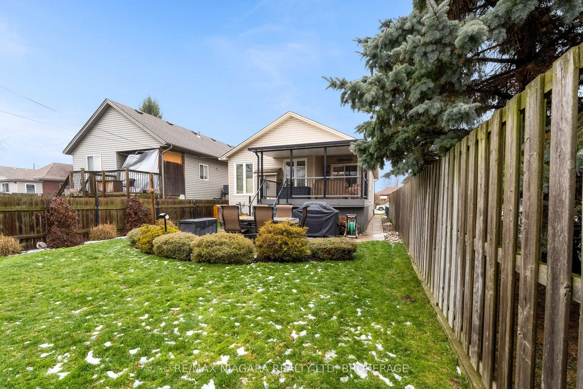 Photo 34 of 30 Ball Avenue, St. Catharines, Burleigh Hill — HOMEH