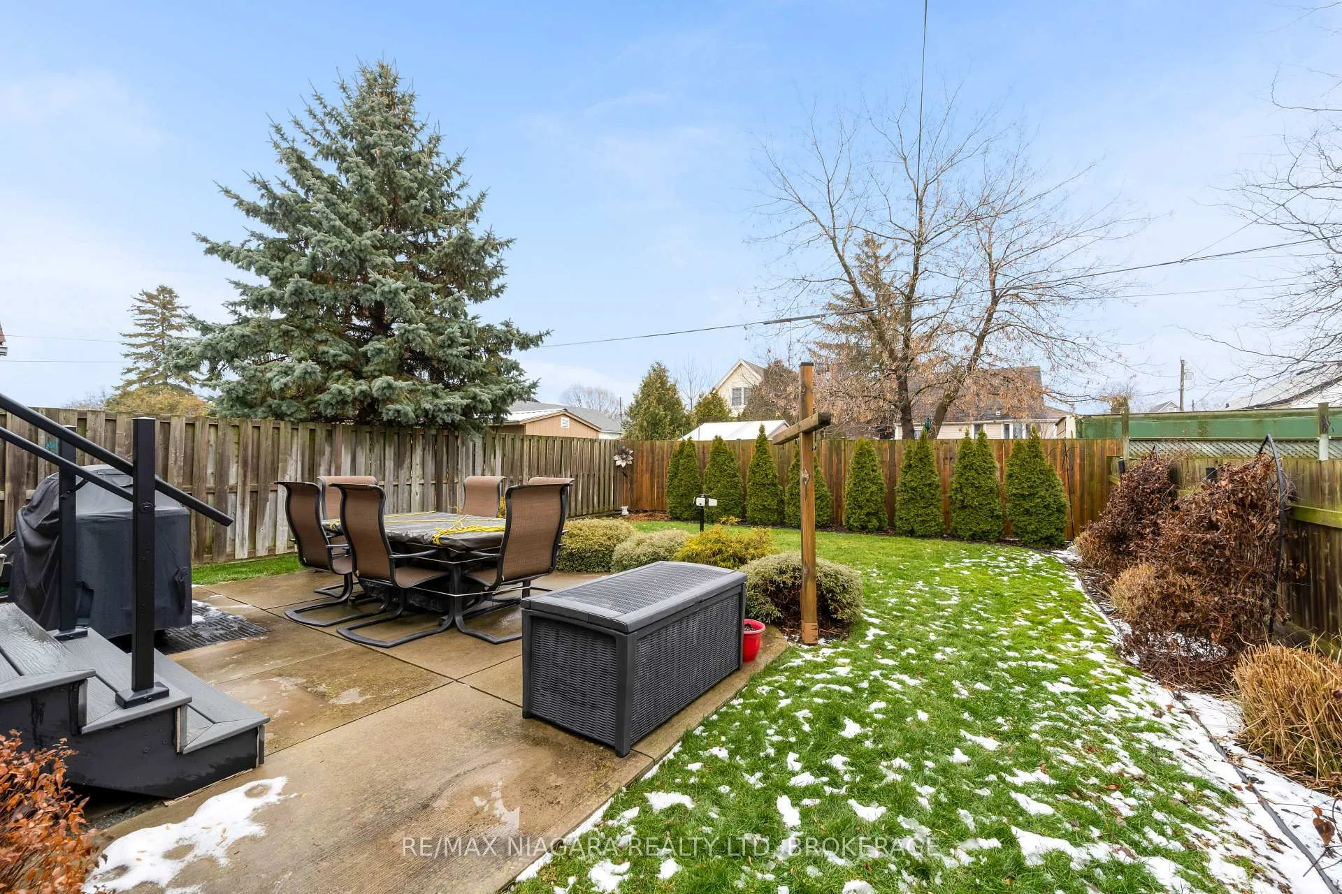 Photo 37 of 30 Ball Avenue, St. Catharines, Burleigh Hill — HOMEH