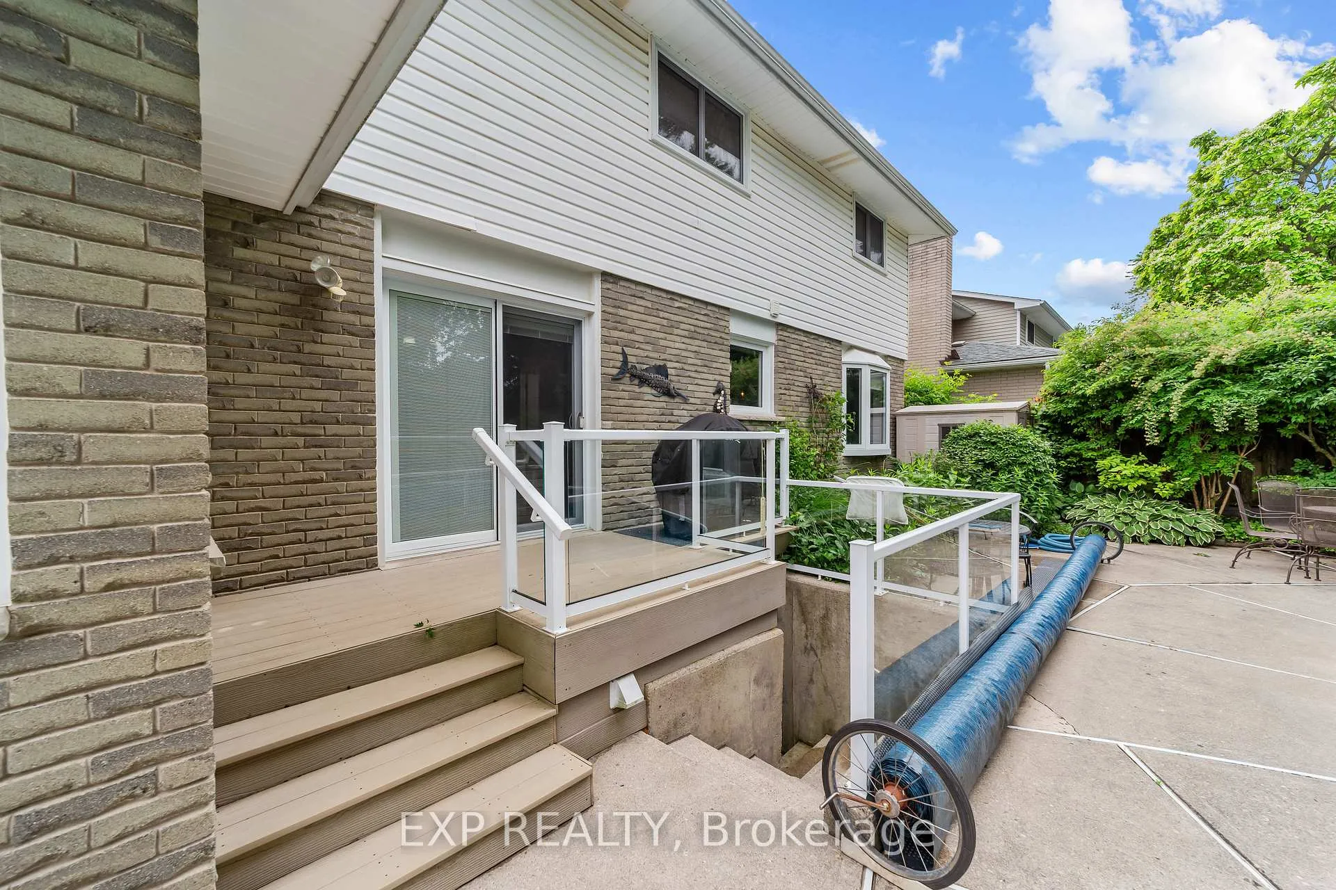 Photo 8 of 625 Steeplechase Drive, London, South N — HOMEH