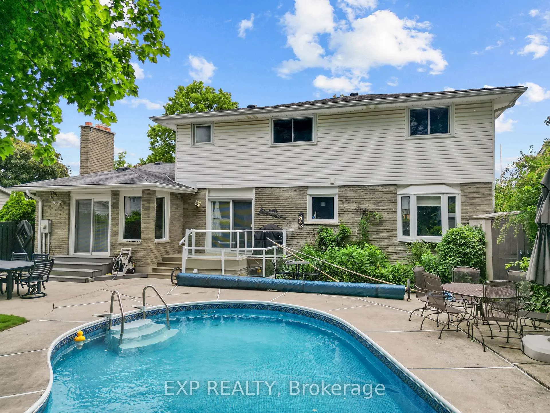 Photo 9 of 625 Steeplechase Drive, London, South N — HOMEH