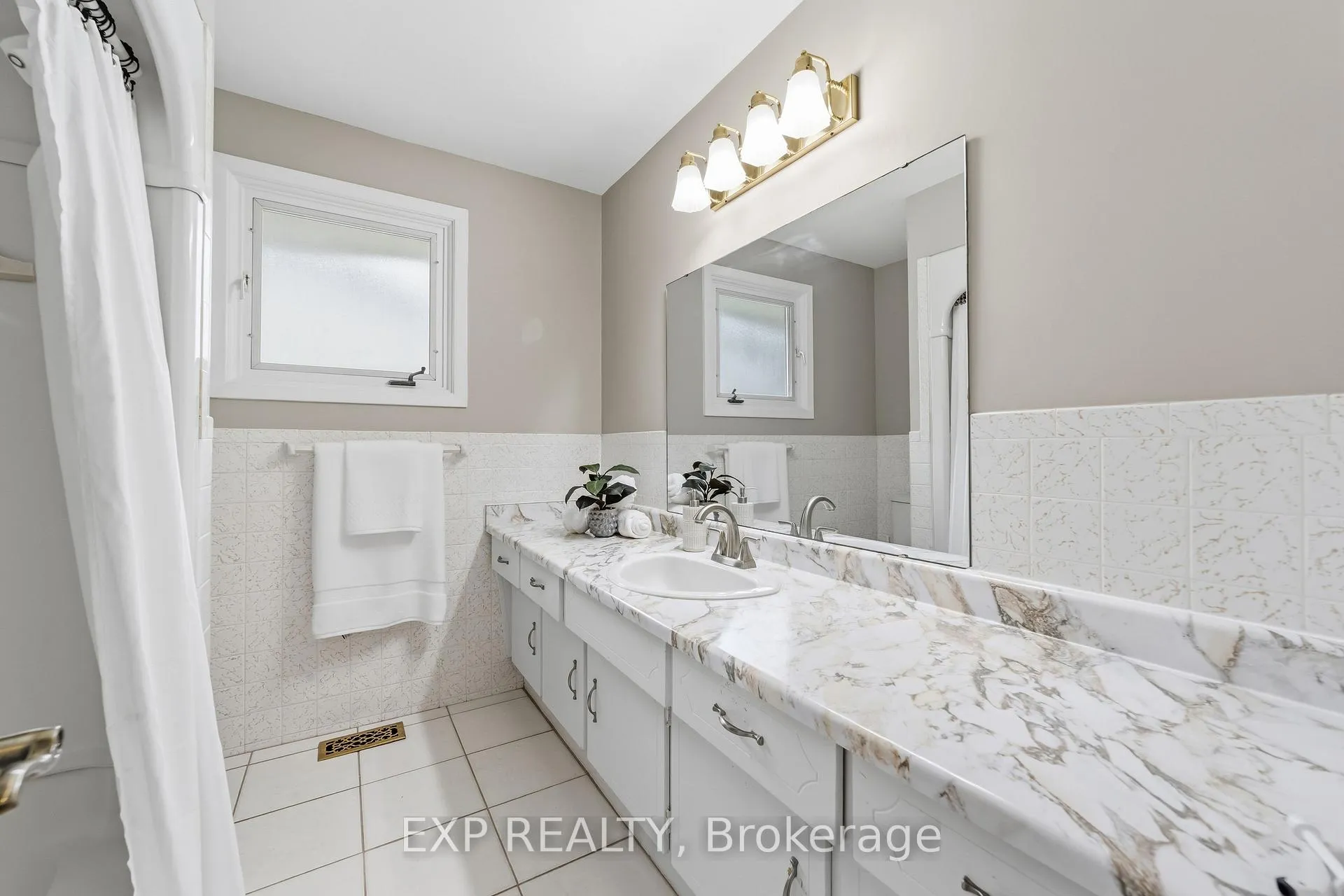 Photo 37 of 625 Steeplechase Drive, London, South N — HOMEH