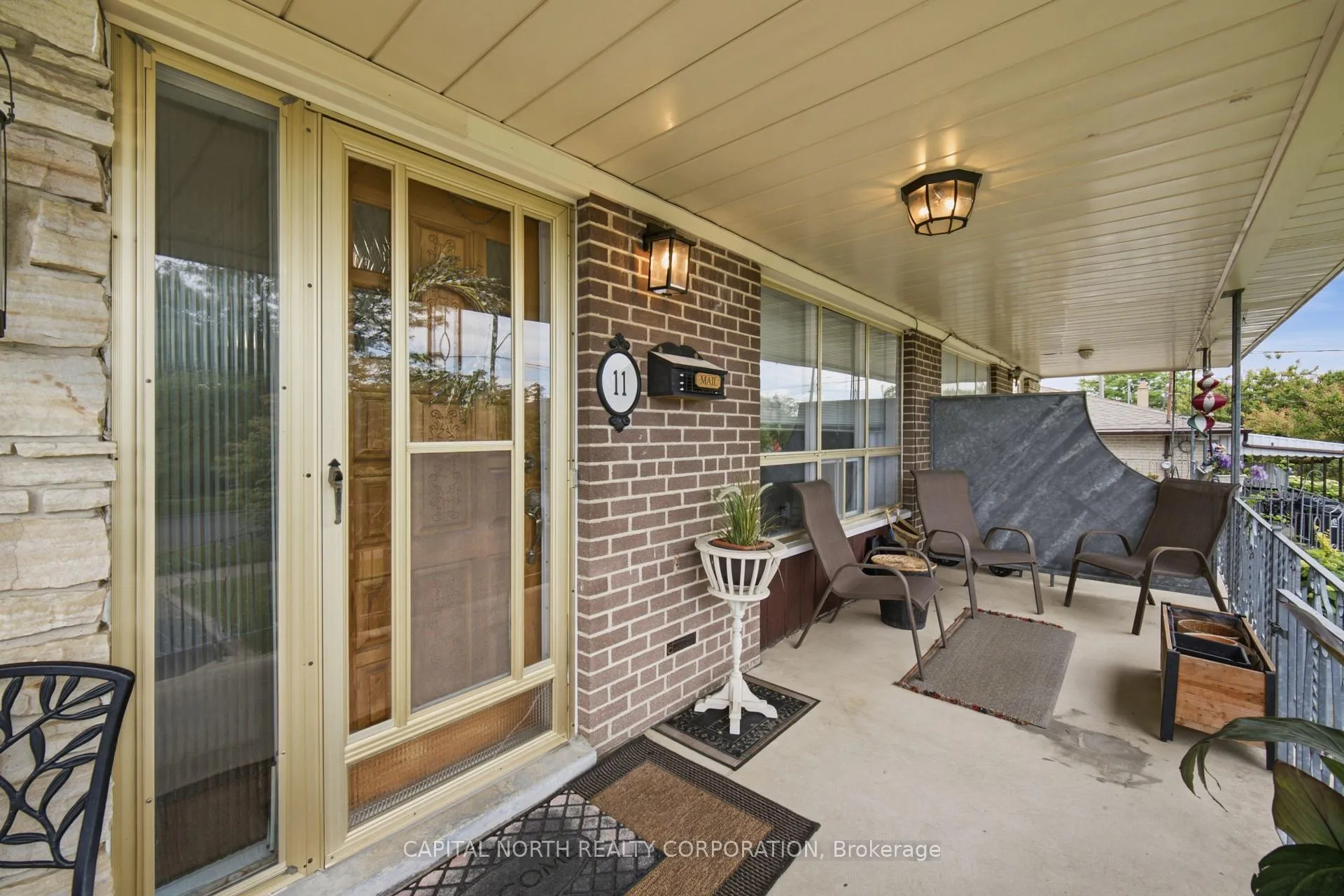 Photo 3 of 11 Goldsboro Road, North York, Humber Summit — HOMEH