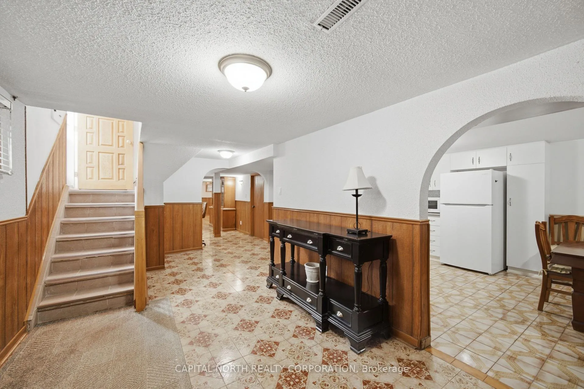 Photo 20 of 11 Goldsboro Road, North York, Humber Summit — HOMEH