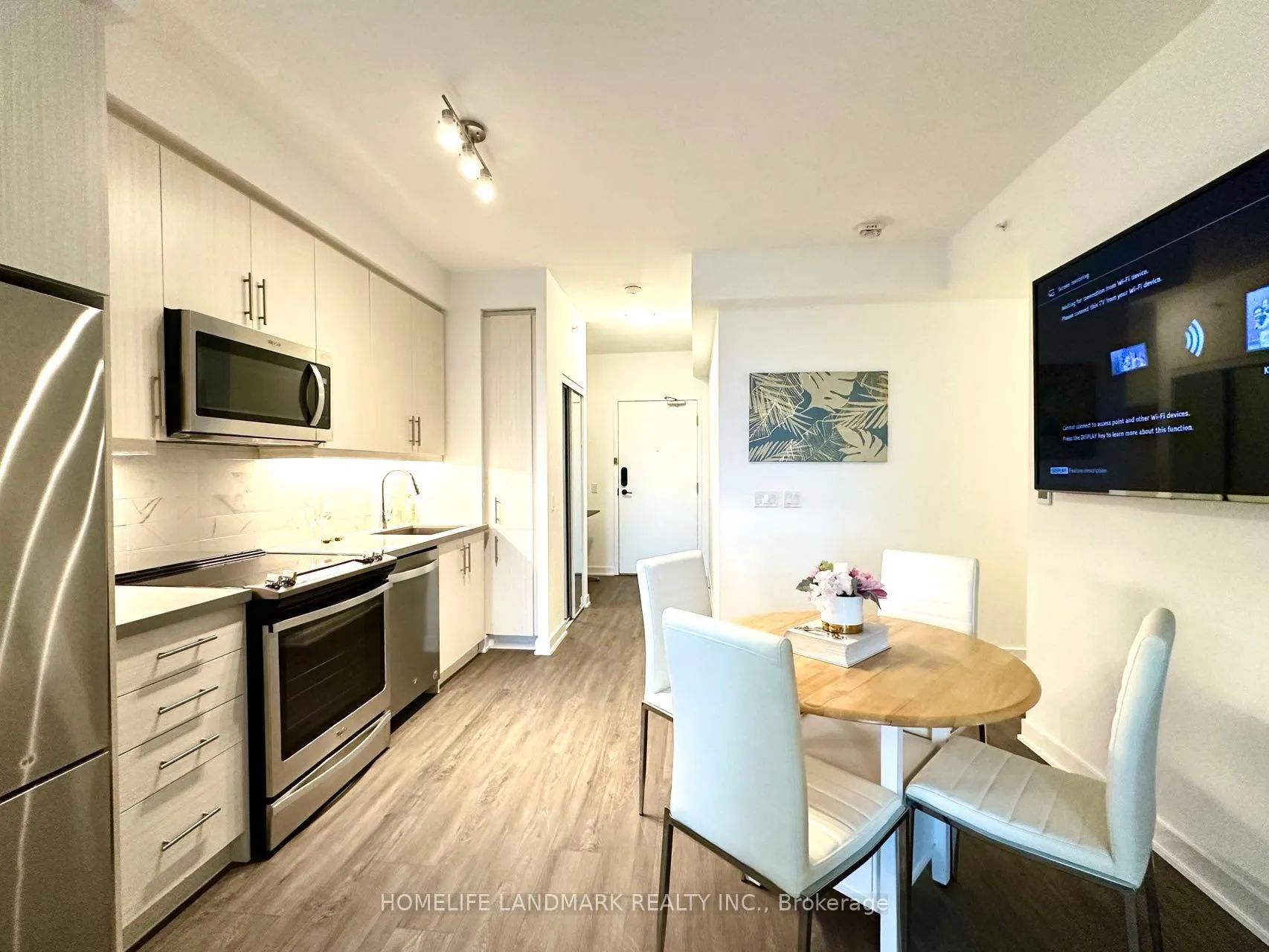 Photo 15 of Unit 813, 85 Oneida Crescent, Richmond Hill, Langstaff — HOMEH