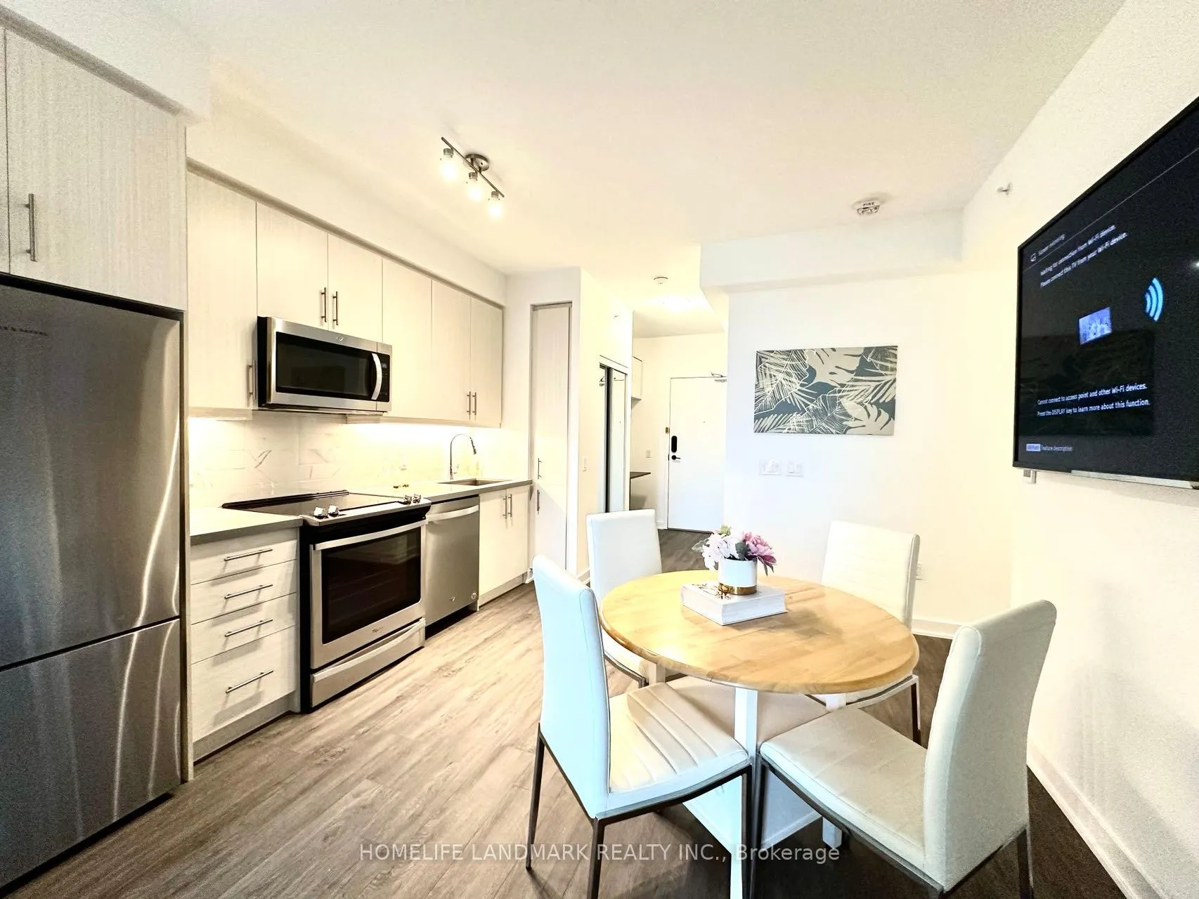 Photo 17 of Unit 813, 85 Oneida Crescent, Richmond Hill, Langstaff — HOMEH