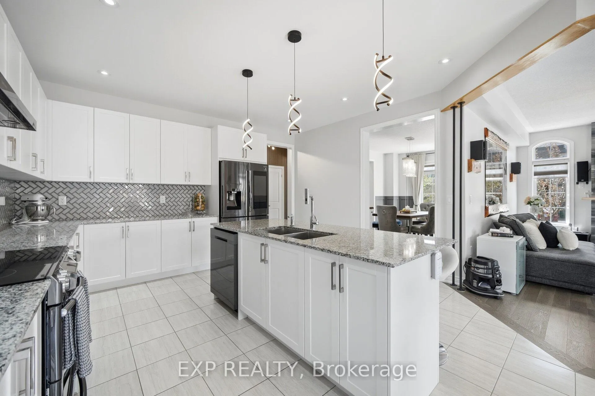 Photo 11 of 13 Arksey Street, Whitby, Rural Whitby — HOMEH
