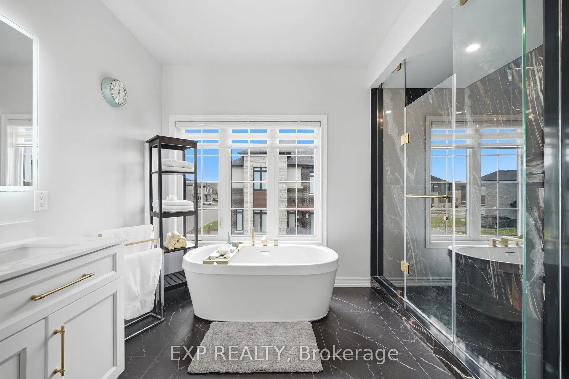 Photo 27 of 13 Arksey Street, Whitby, Rural Whitby — HOMEH