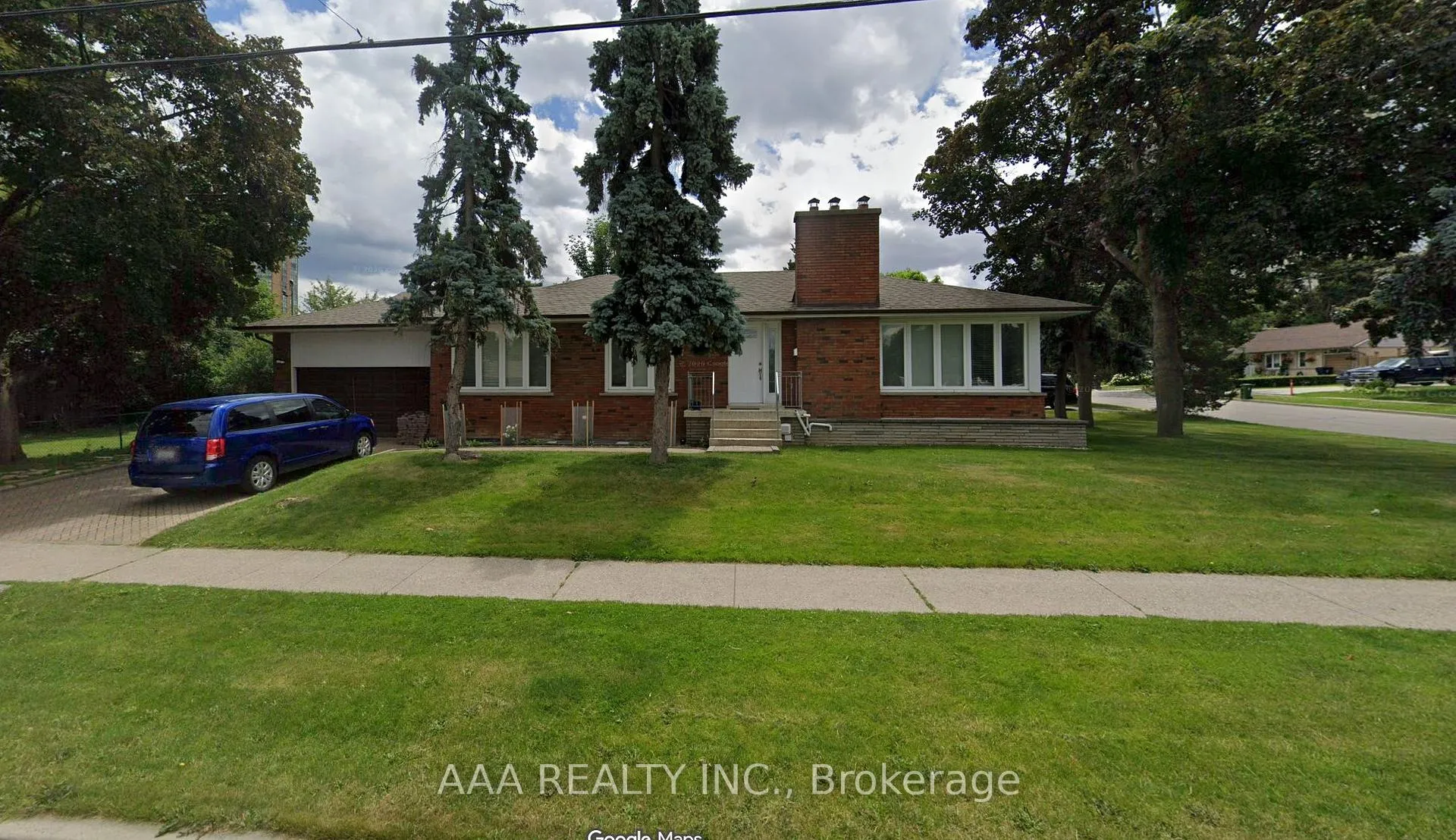Photo 1 of Unit 1 (Lower Level), 27 Kingsview Boulevard, Etobicoke, Kingsview Village-The Westway — HOMEH