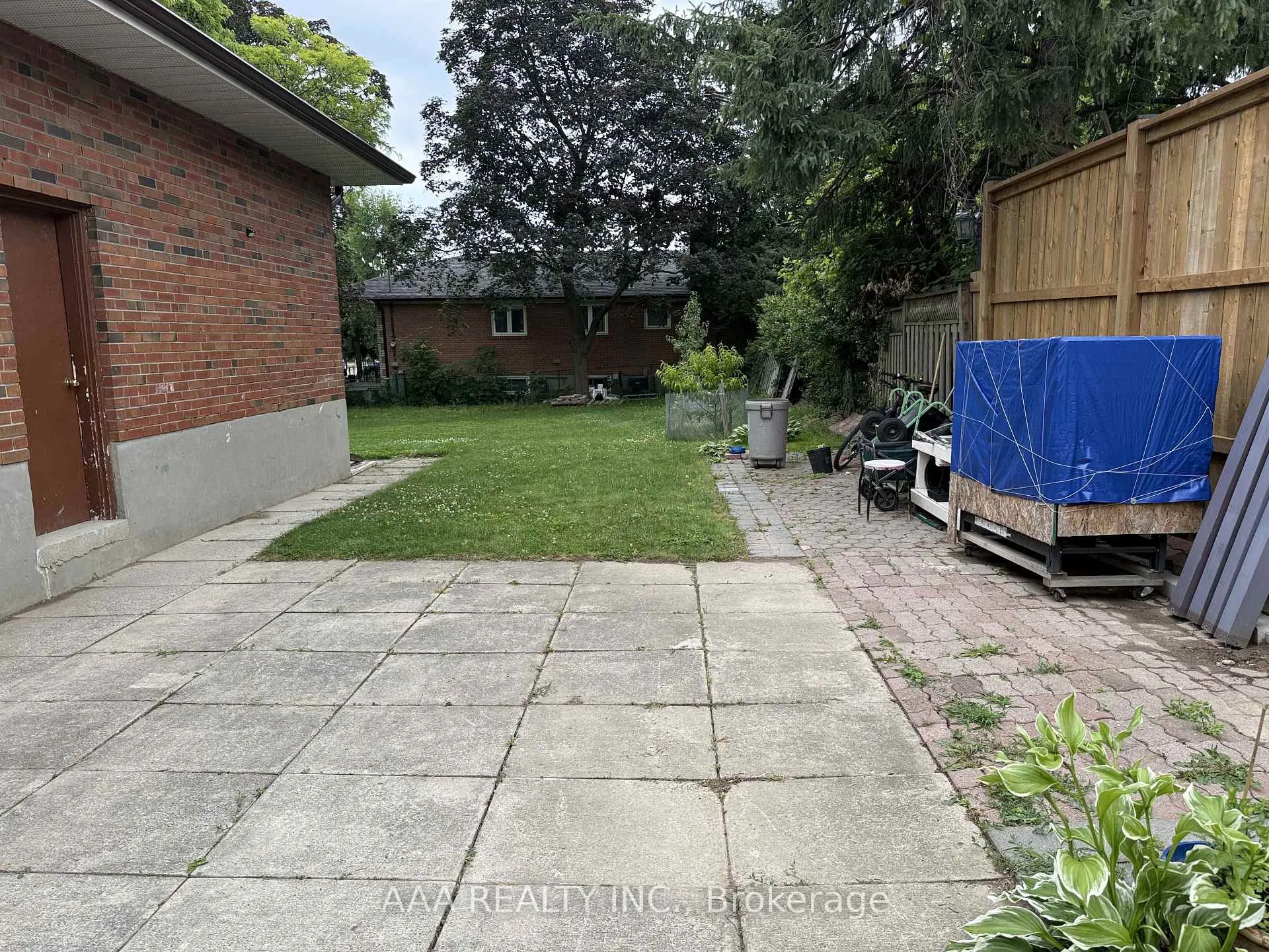 Photo 21 of Unit 1 (Lower Level), 27 Kingsview Boulevard, Etobicoke, Kingsview Village-The Westway — HOMEH