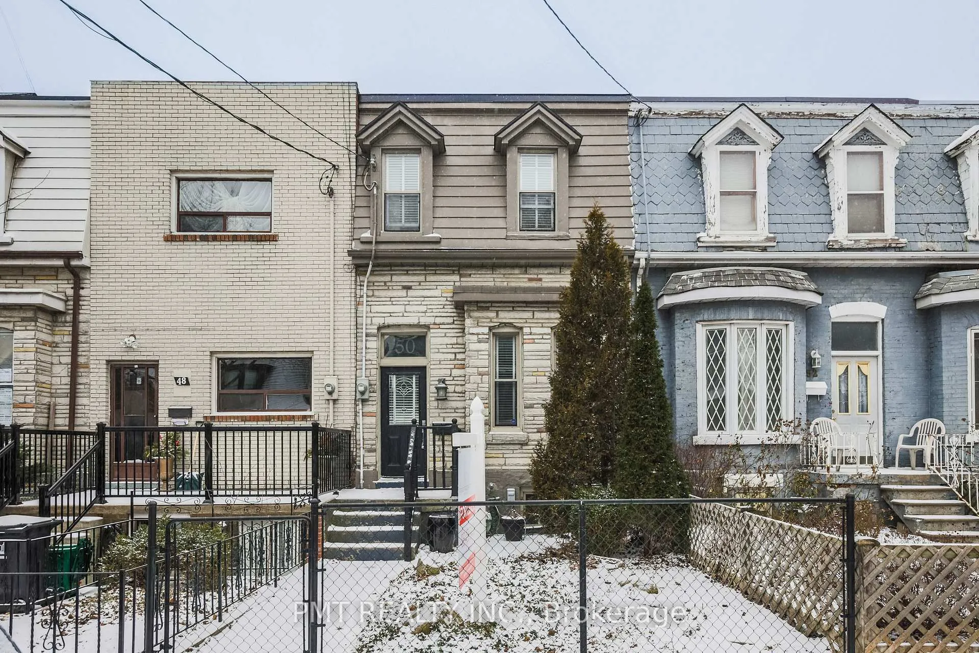Front of 50 Massey Street