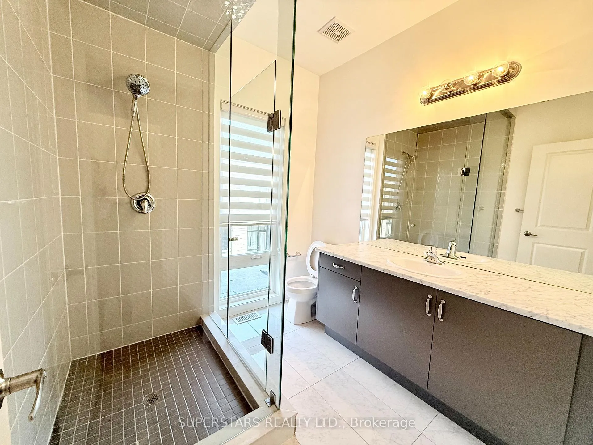 Photo 15 of 18 Mogul Road, Vaughan, Vellore Village — HOMEH