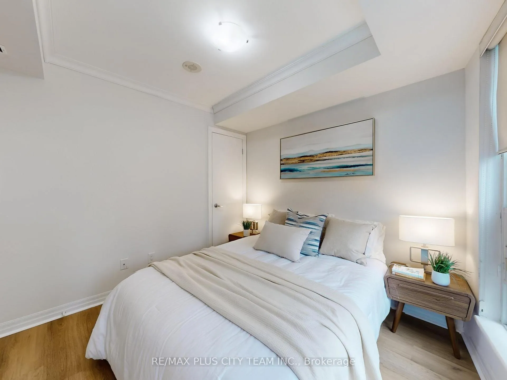 Photo 23 of Unit 502, 16 Yonge Street, Toronto, Waterfront Communities — HOMEH