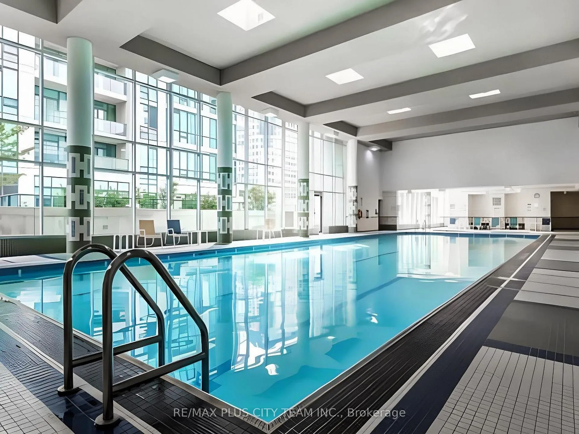 Photo 33 of Unit 502, 16 Yonge Street, Toronto, Waterfront Communities — HOMEH