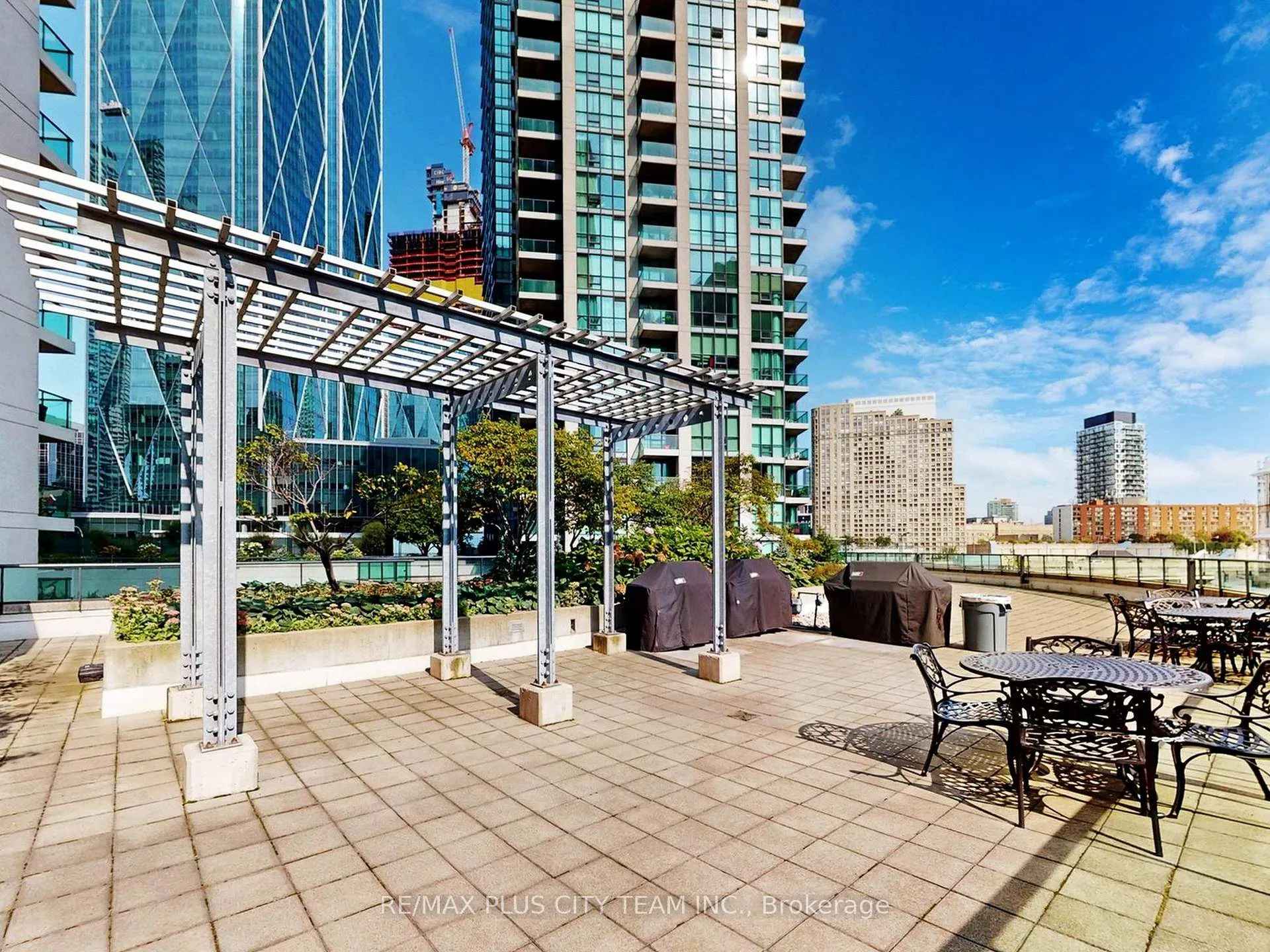 Photo 34 of Unit 502, 16 Yonge Street, Toronto, Waterfront Communities — HOMEH