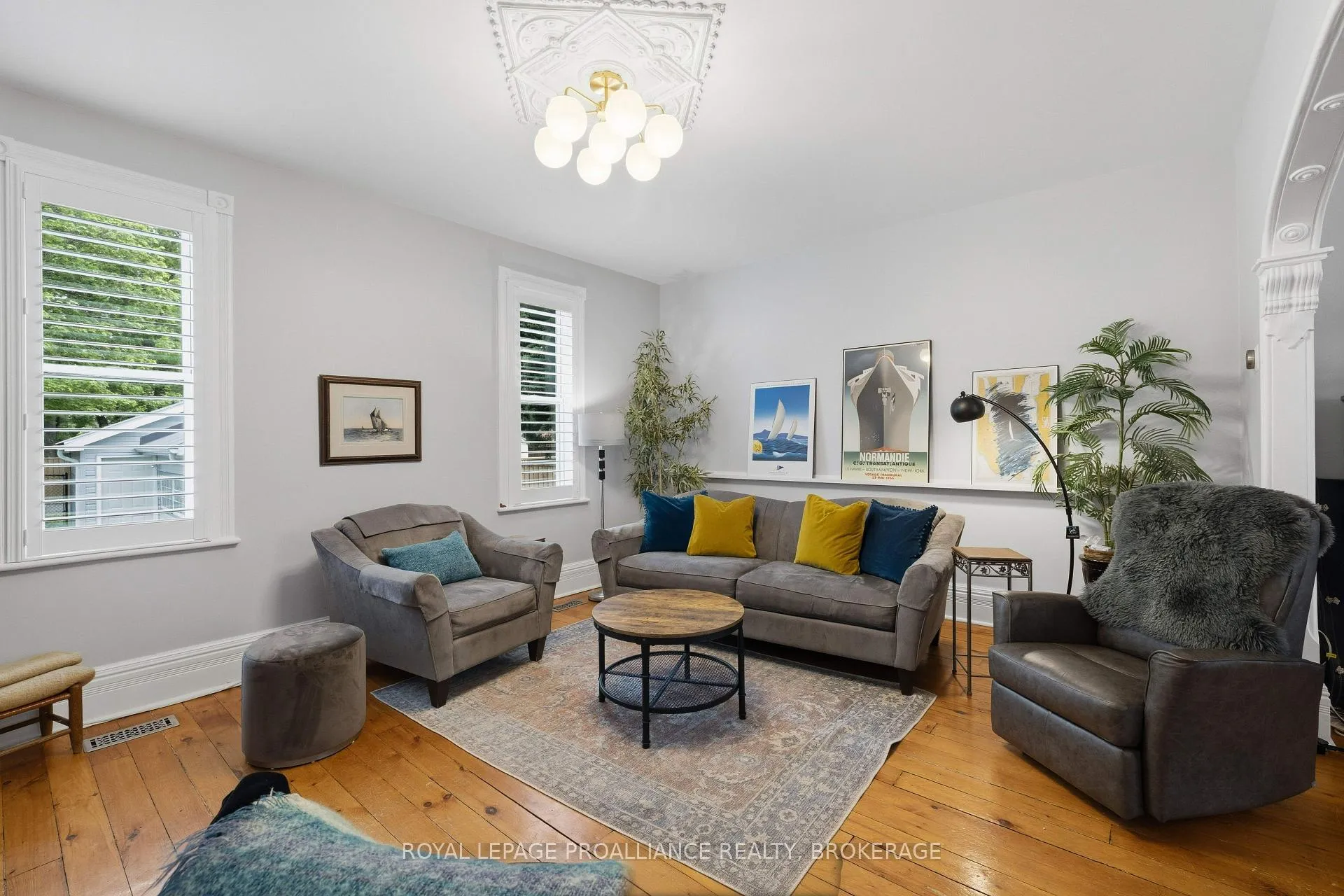 Photo 6 of 125 Arthur Street, Gananoque, Gananoque — HOMEH