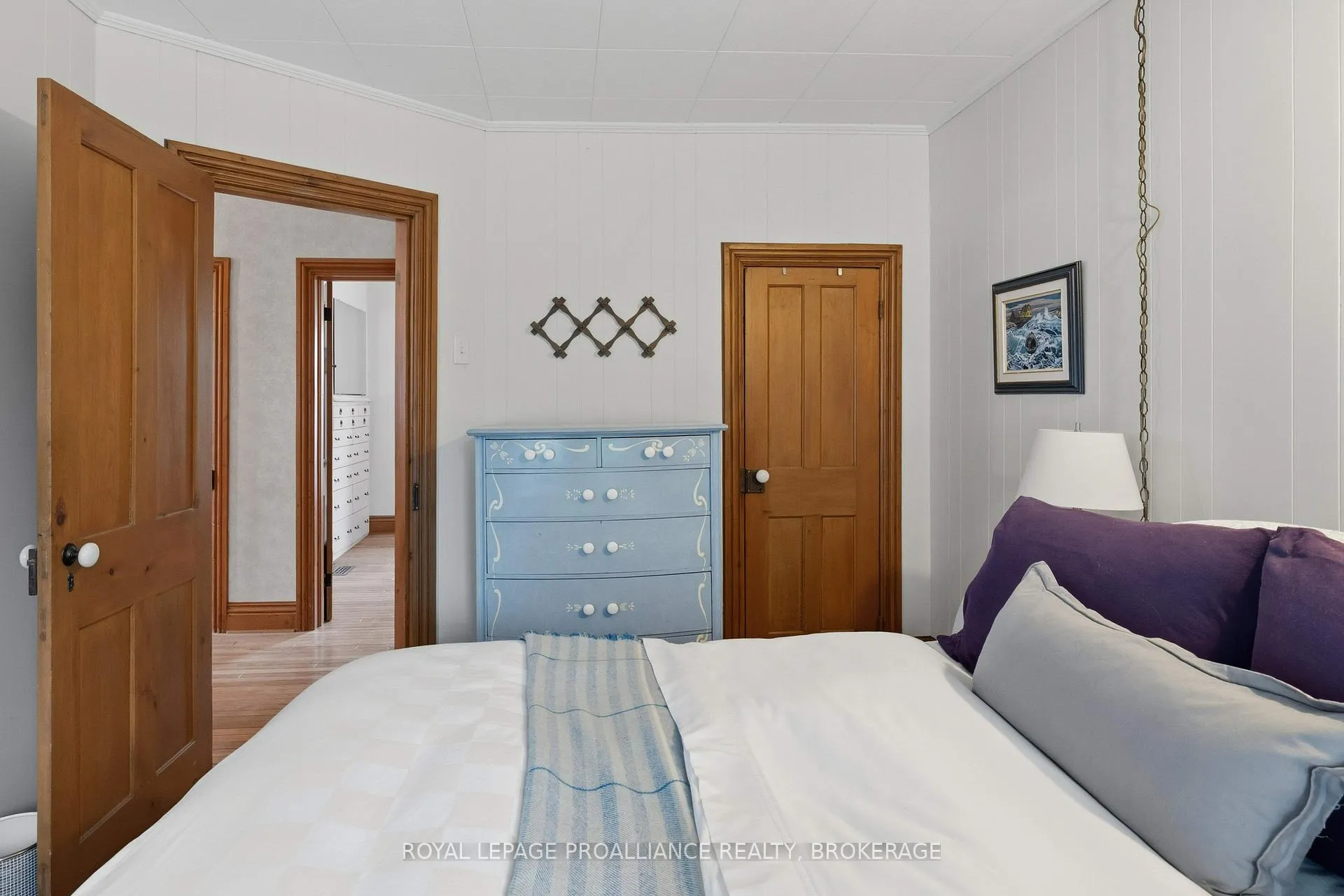 Photo 23 of 125 Arthur Street, Gananoque, Gananoque — HOMEH