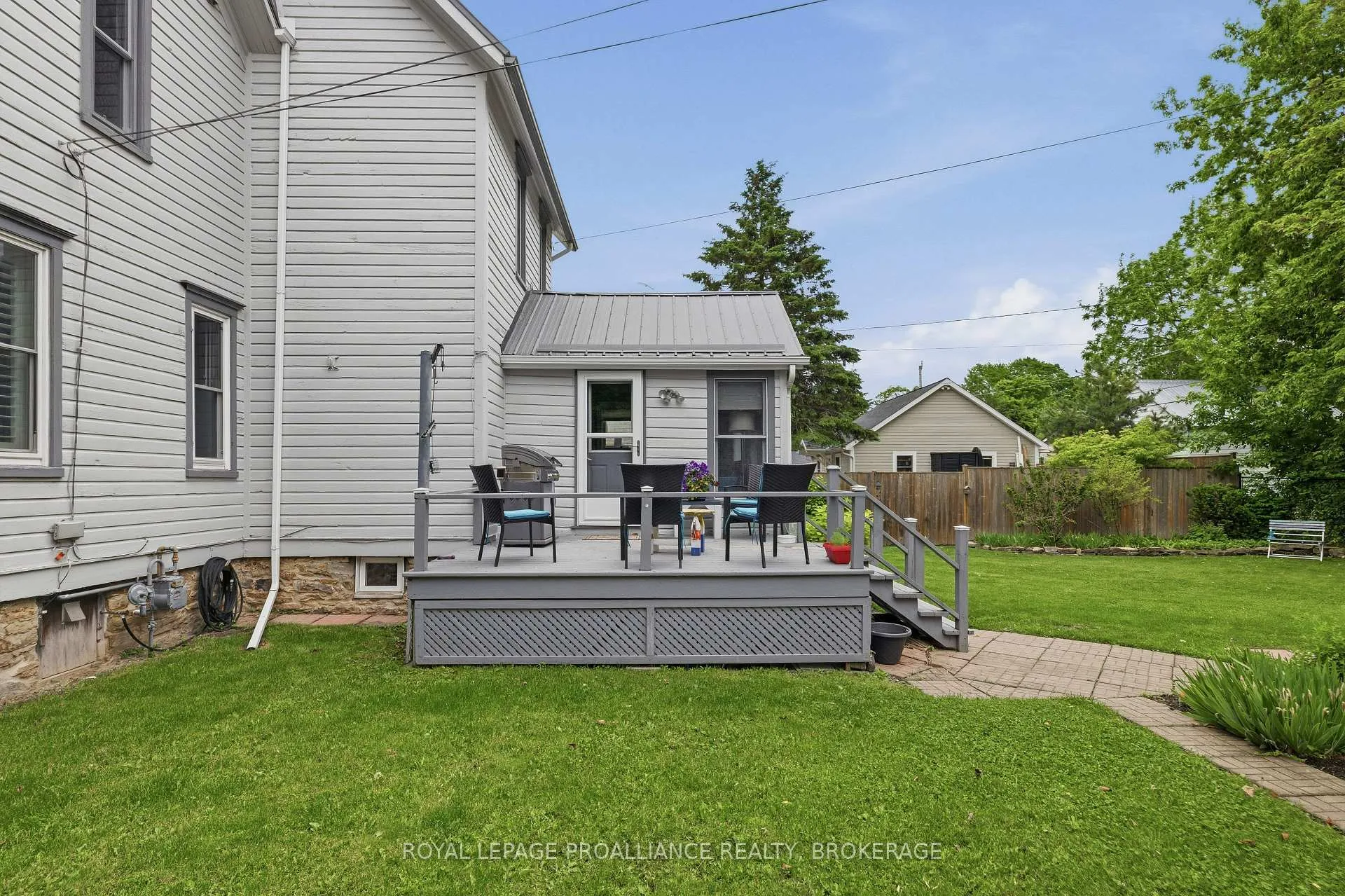 Photo 35 of 125 Arthur Street, Gananoque, Gananoque — HOMEH