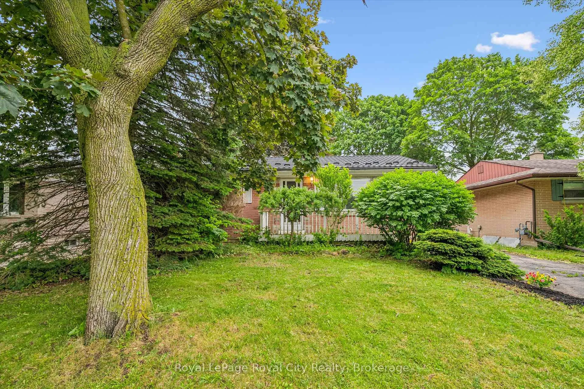 Photo 6 of 87 Cassino Avenue, Guelph, St. George's — HOMEH